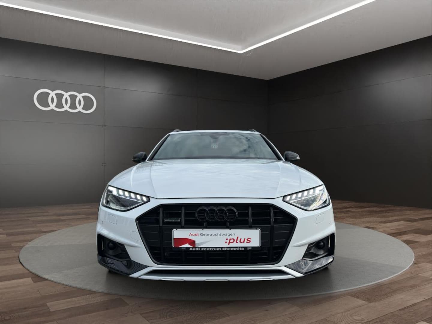 Bild über Audi A4 allroad quattro 40 TDI quattro S tronic - für weitere Informationen kontaktieren Sie den Audi Partner