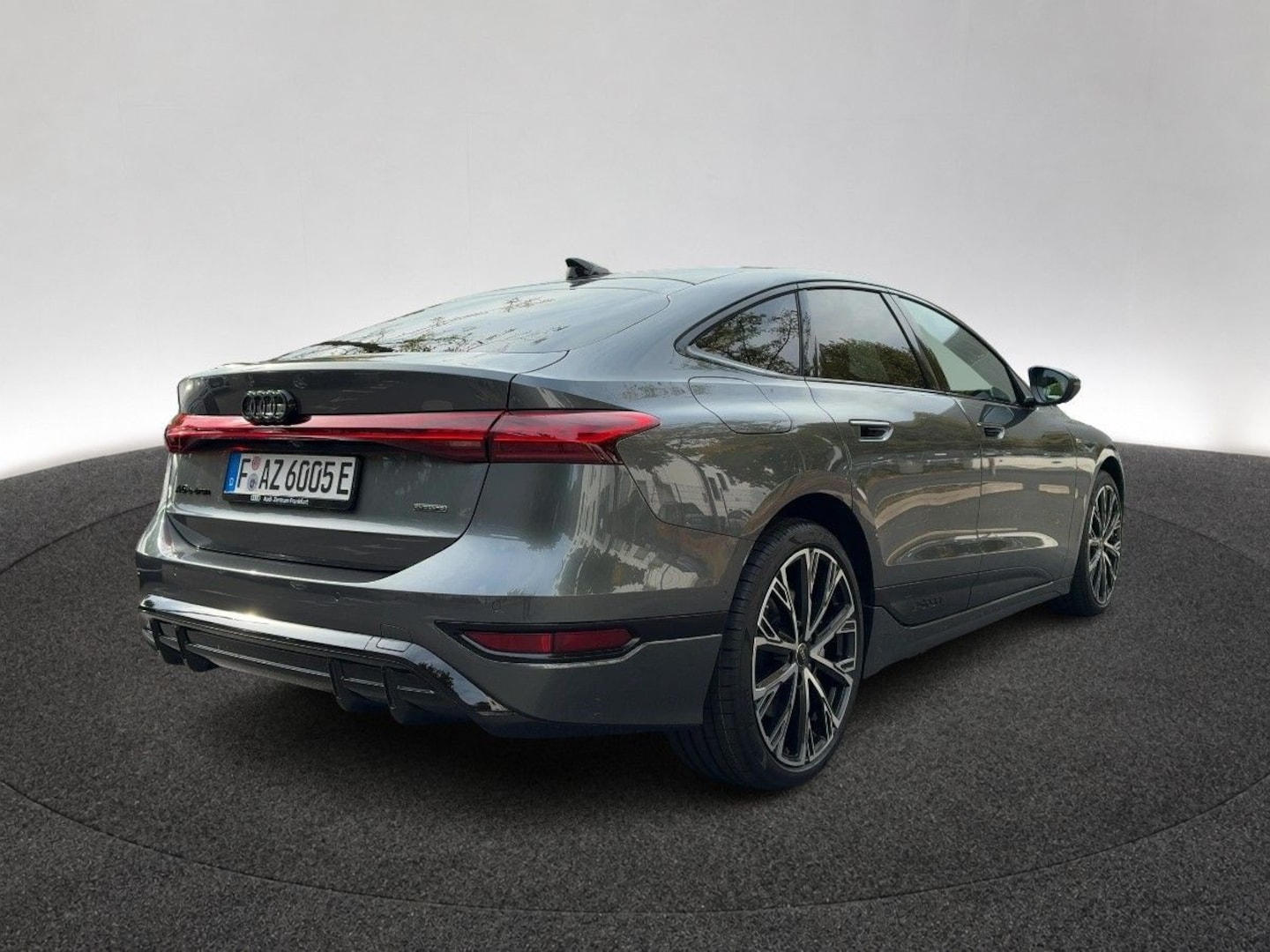 Bild über Audi A6 Sportback e-tron S line business e-tron quattro 315 kW - für weitere Informationen kontaktieren Sie den Audi Partner