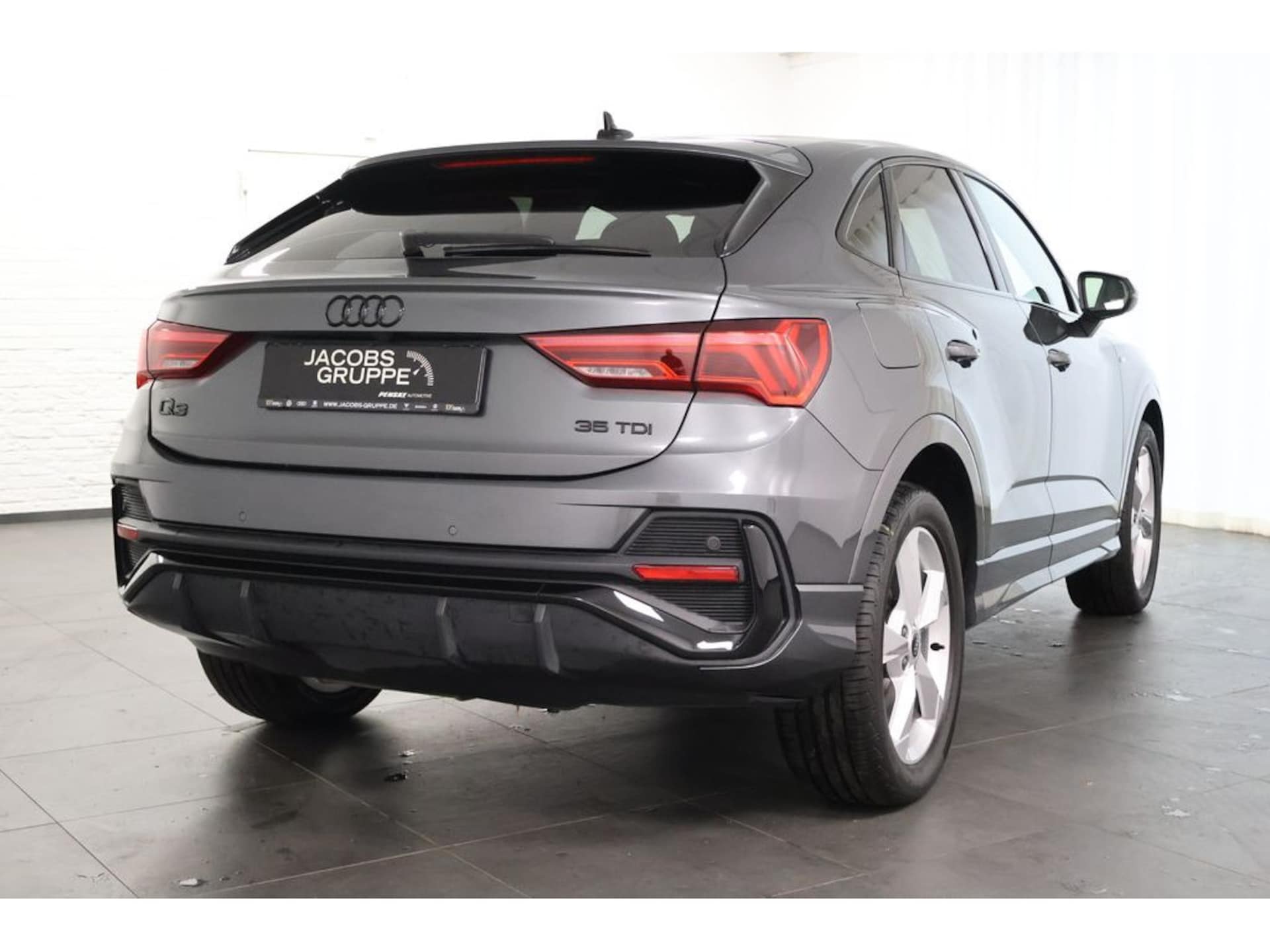 Audi Q3 Sportback S line