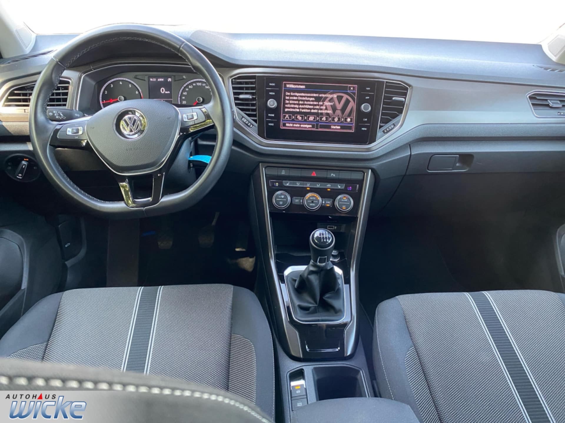 Volkswagen T-Roc Style