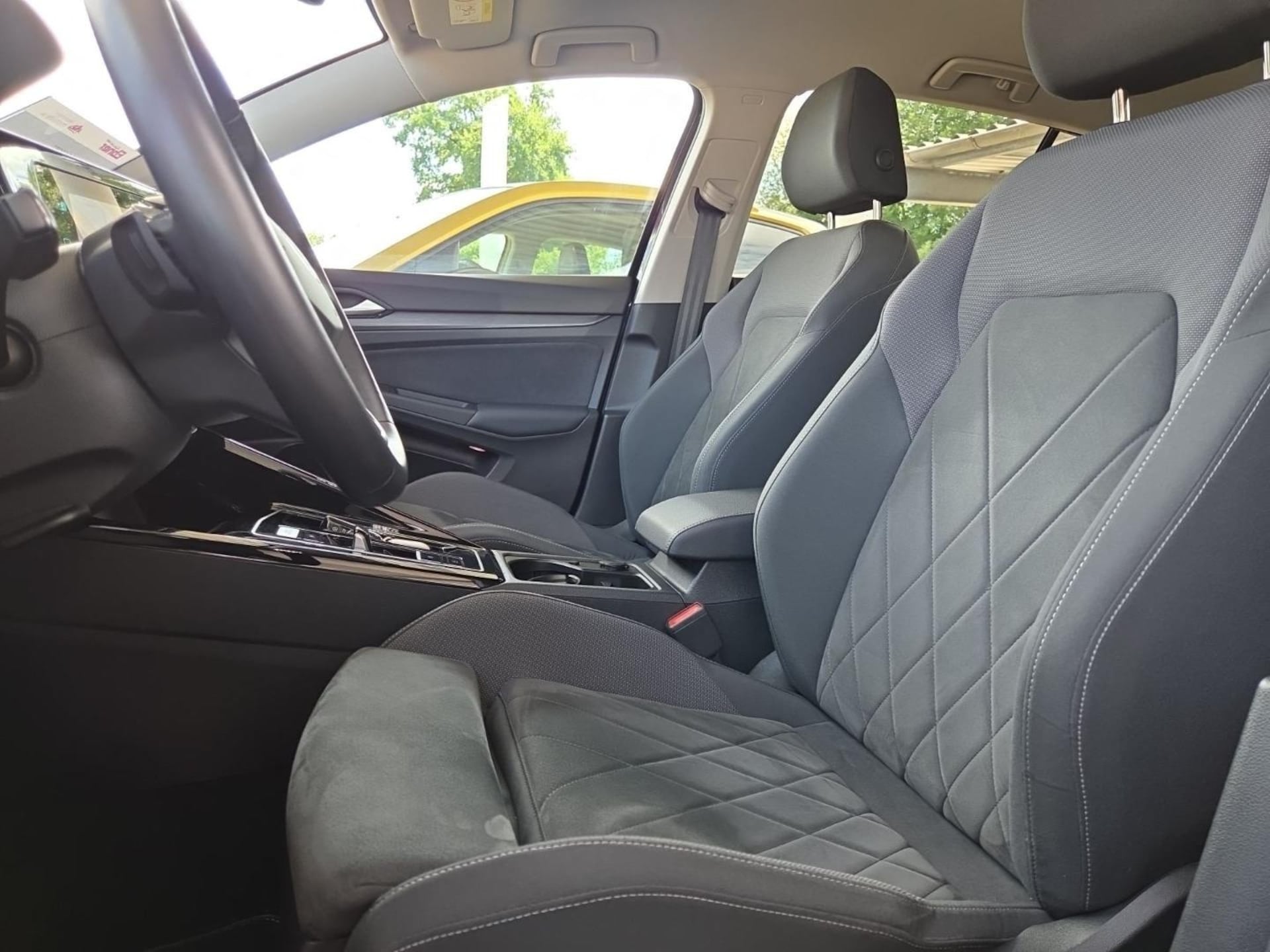 Volkswagen Golf Style