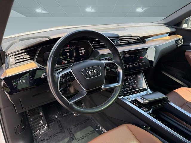 2024 Audi Q8 e-tron