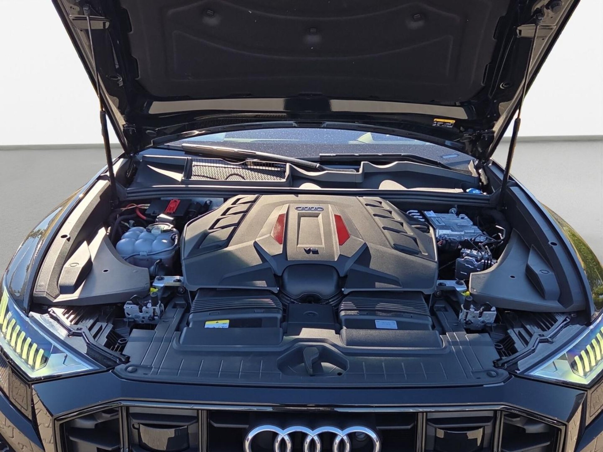 Audi SQ8 SUV