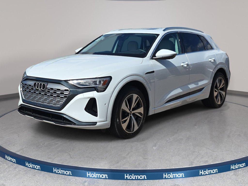 2024 Audi Q8 e-tron
