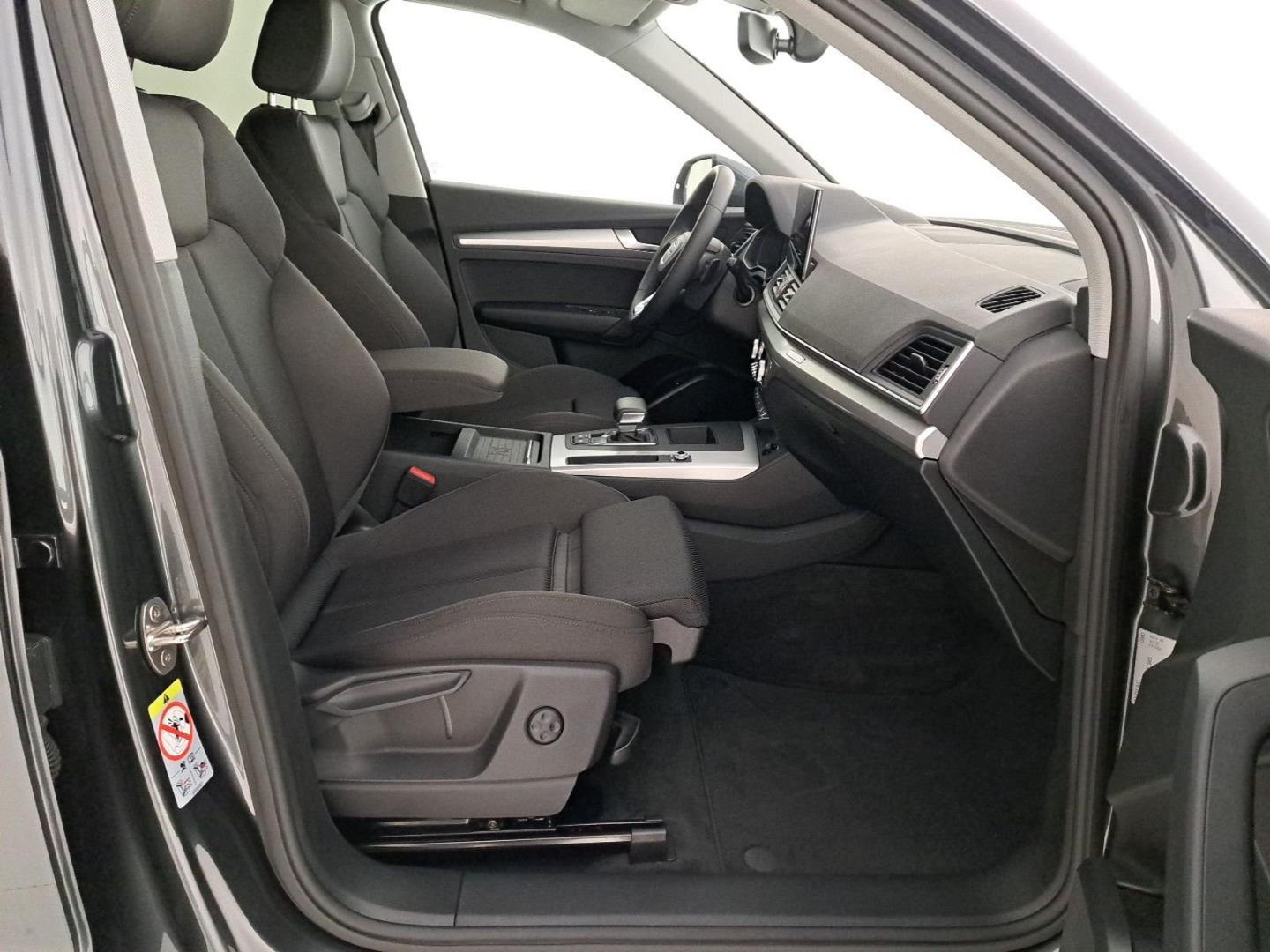 Image about Audi Q5 Sportback S line 40 TDI quattro 150 kW (204 CV) S tronic