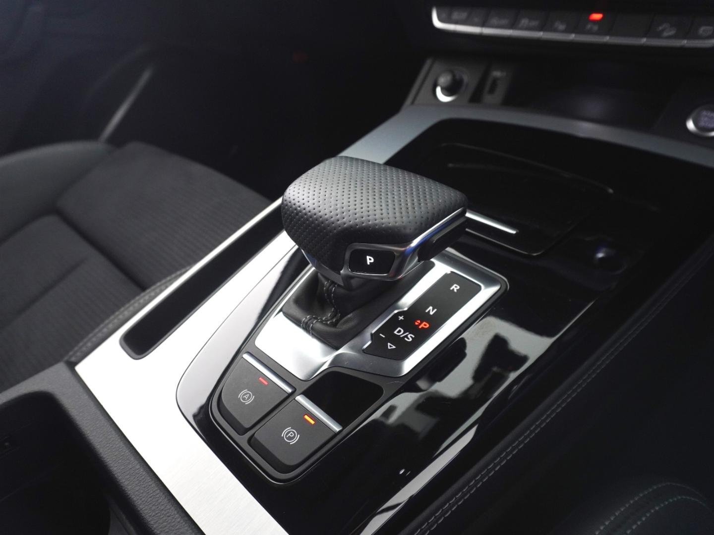 Image about Audi Q5 Sportback 40 TDI quattro S line
