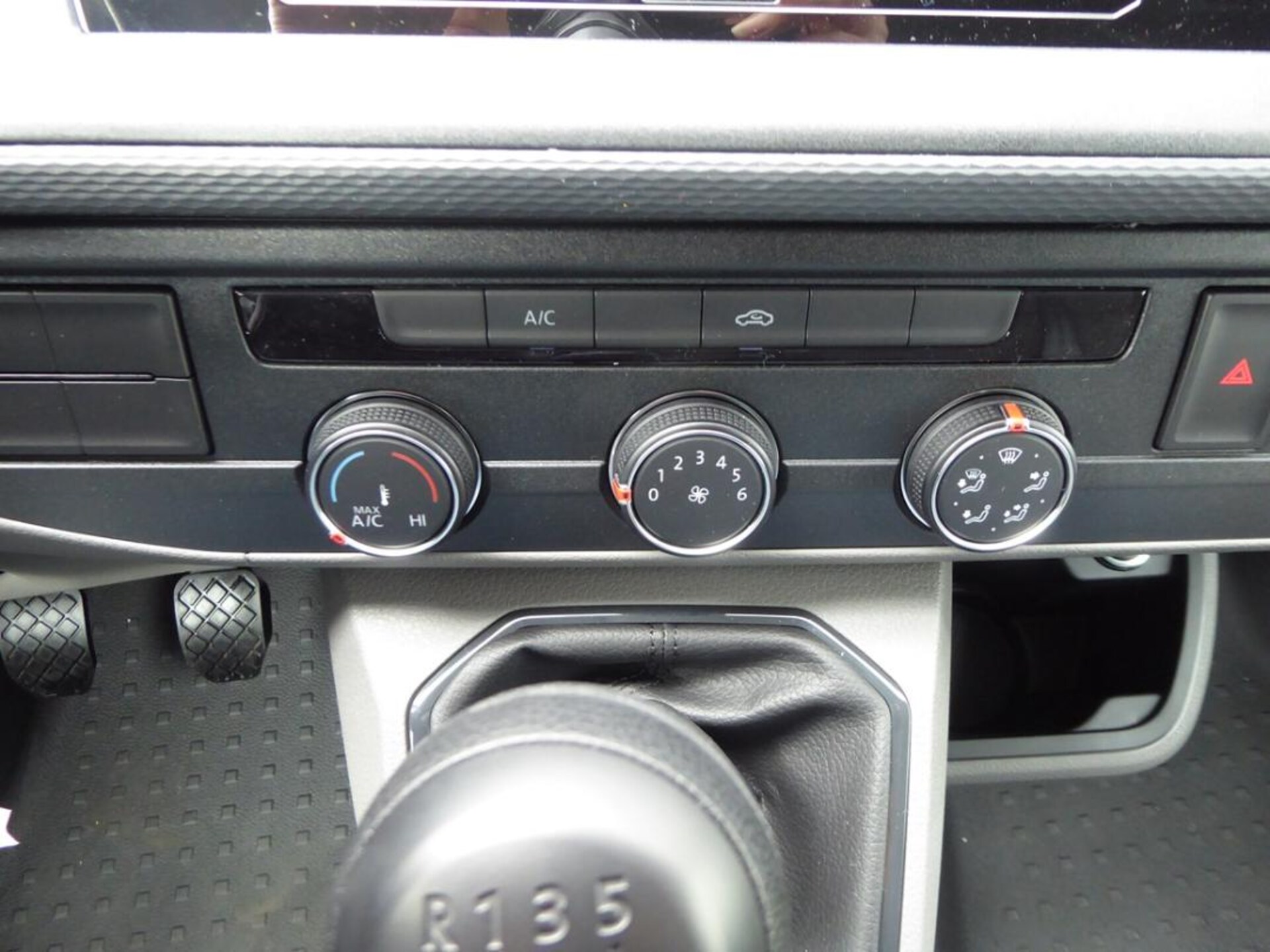 Volkswagen T6.1 Transporter Kasten kurzer Radstand