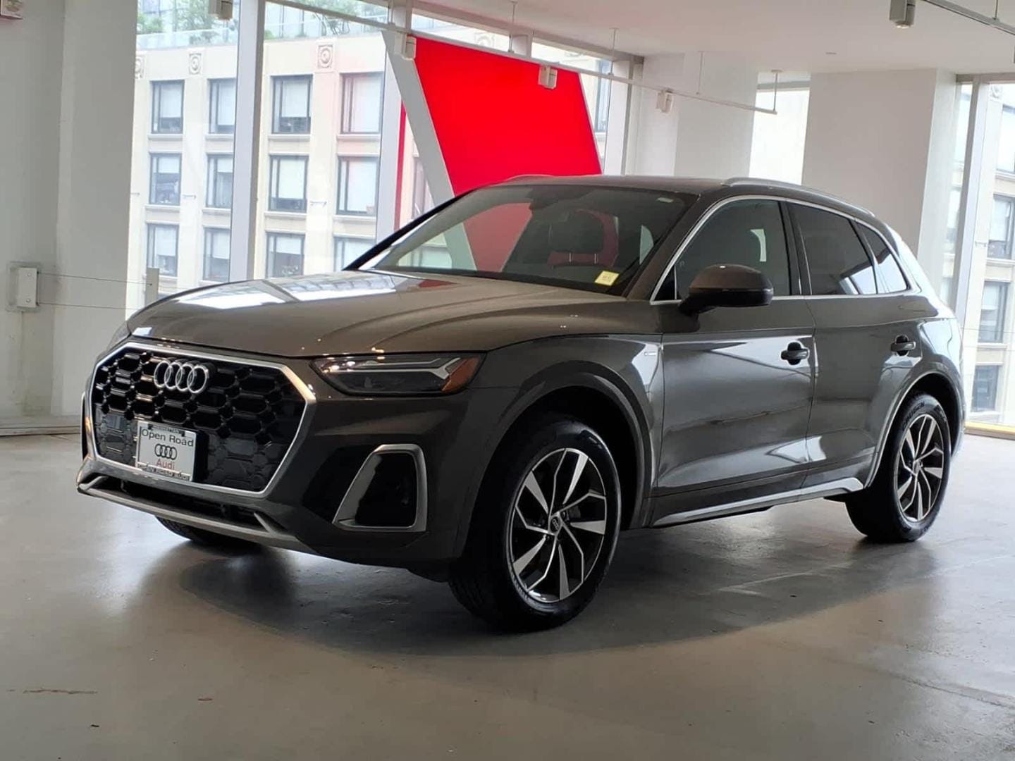 2023 Audi Q5 45 Premium's photo
