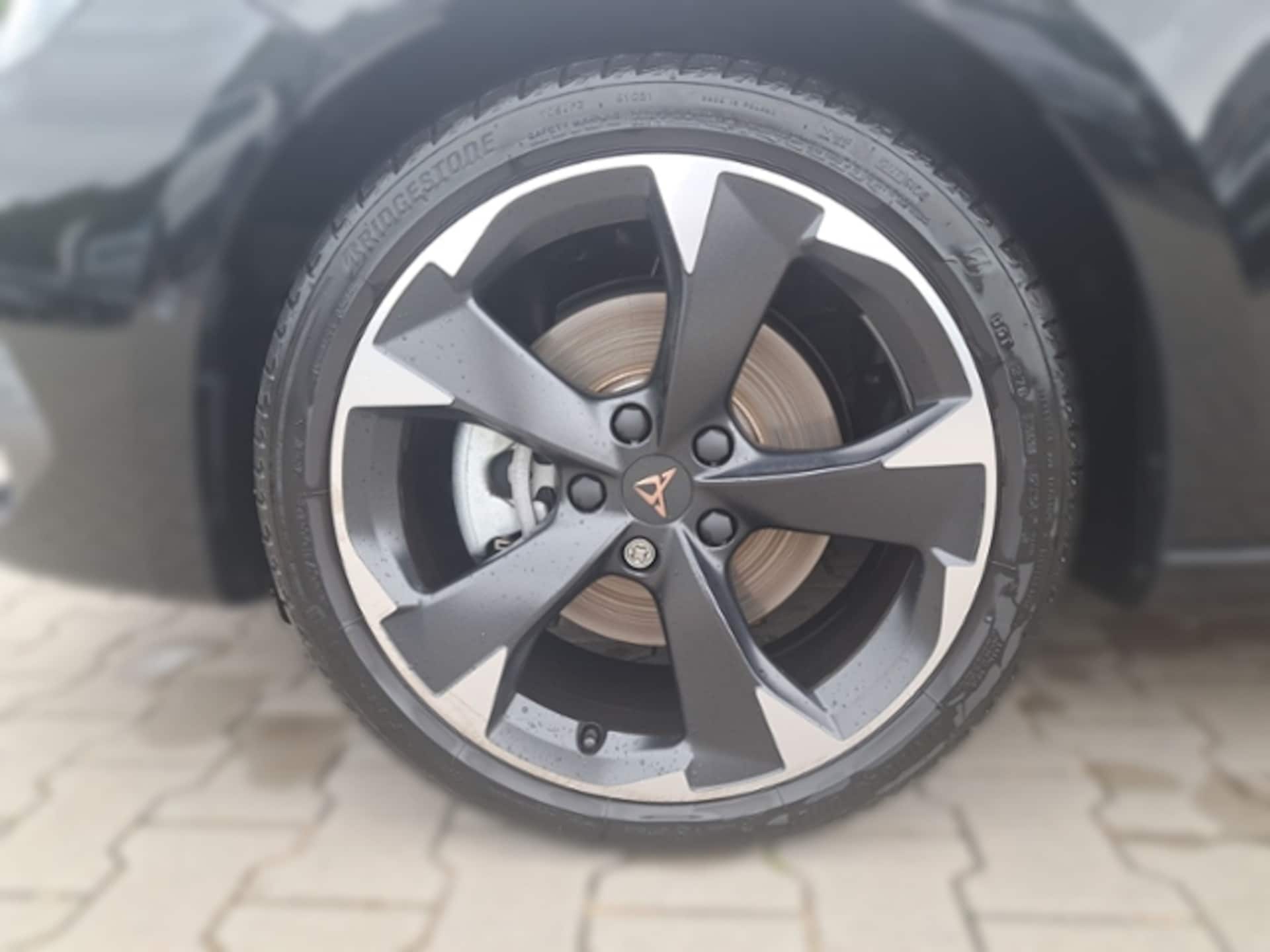 CUPRA Leon Sportstourer