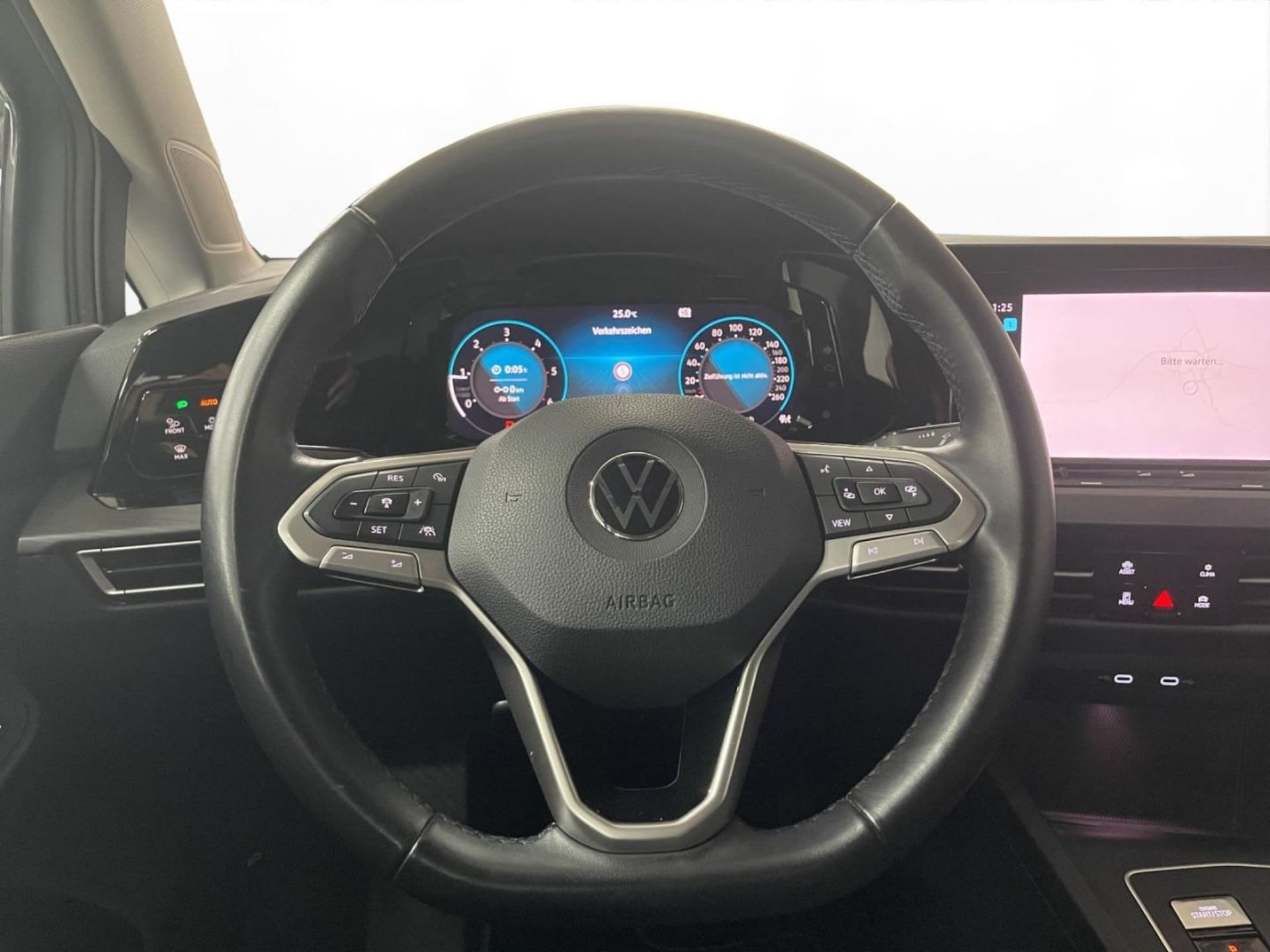 Volkswagen Golf Style