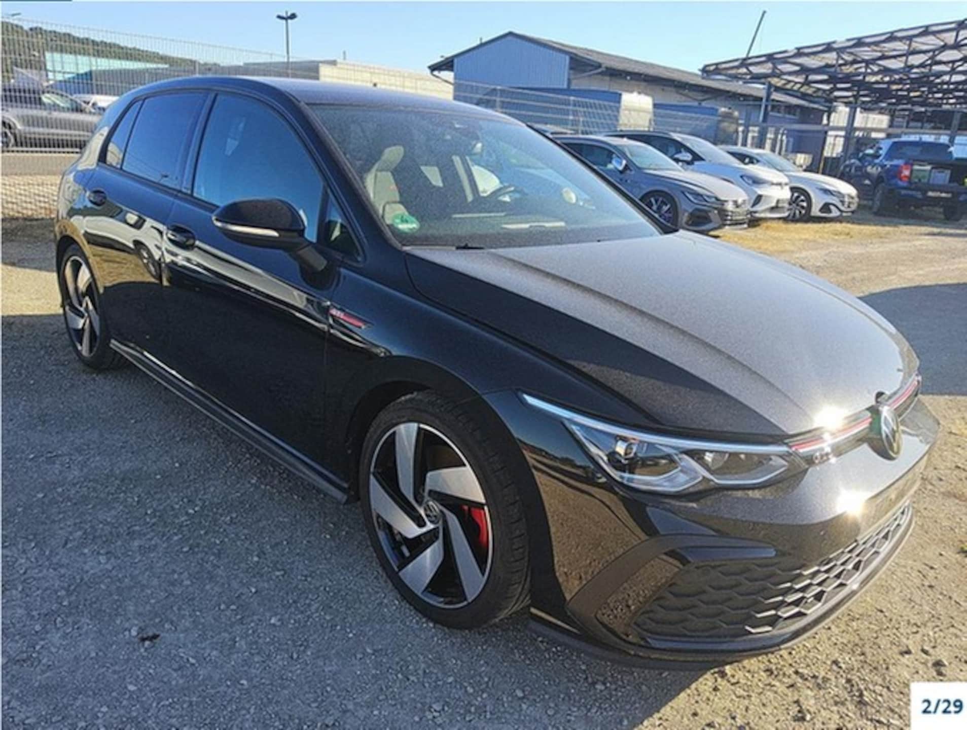 Volkswagen Golf GTI
