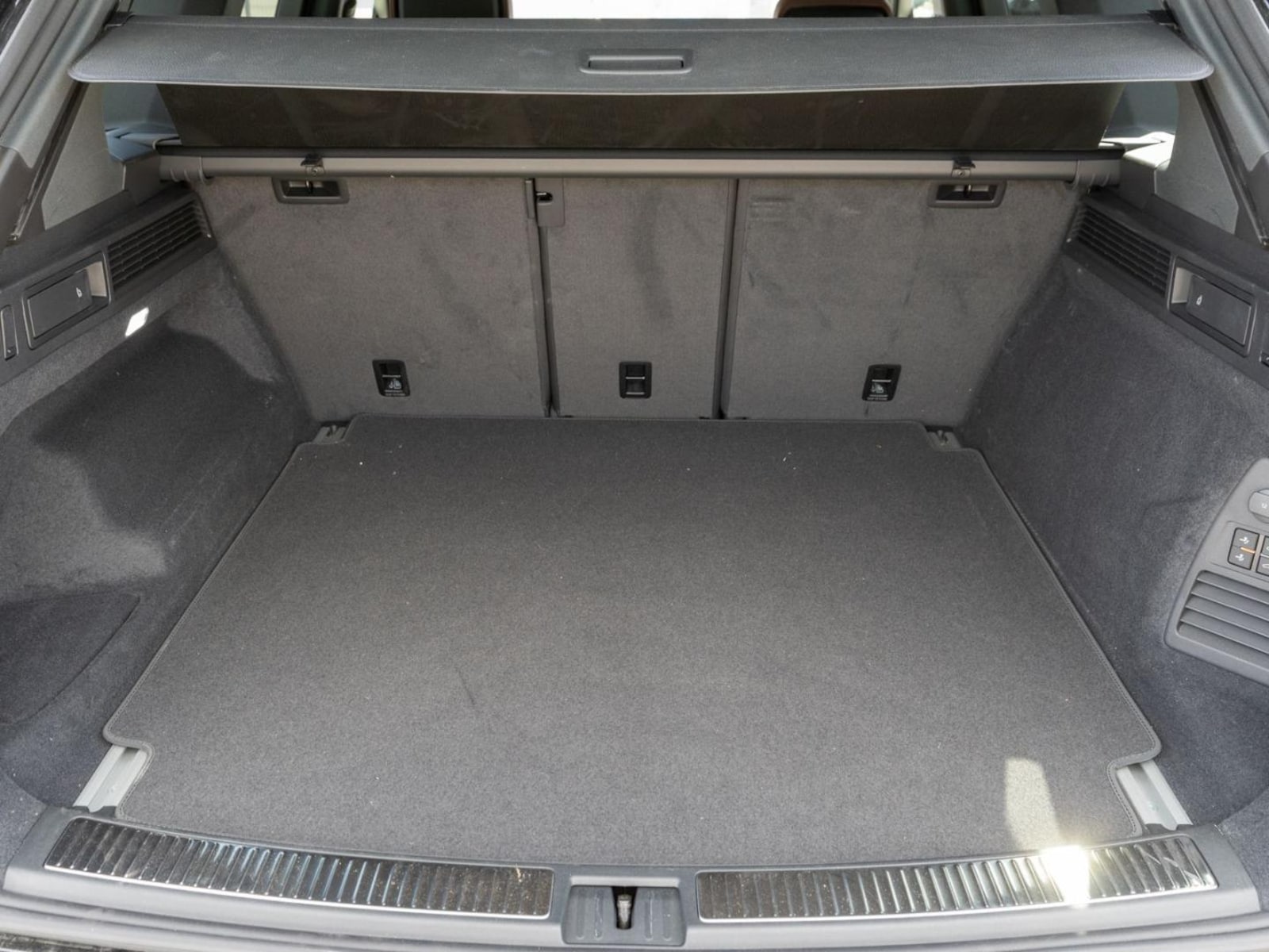 Volkswagen Touareg – Bild 9