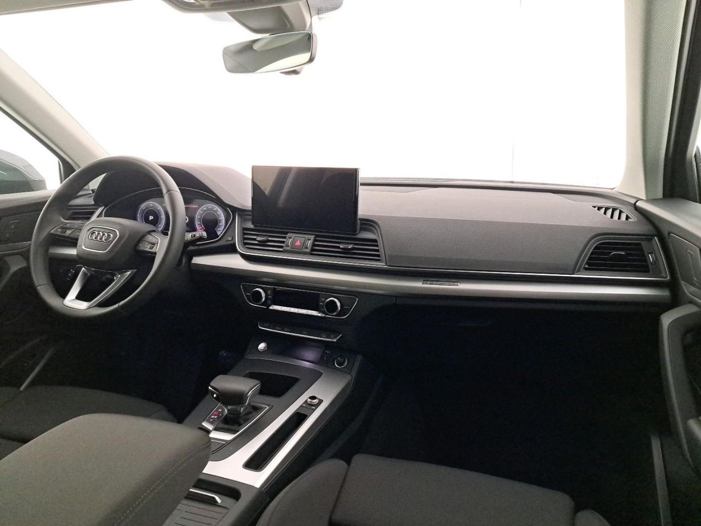 Image about Audi Q5 Sportback S line 40 TDI quattro 150 kW (204 CV) S tronic