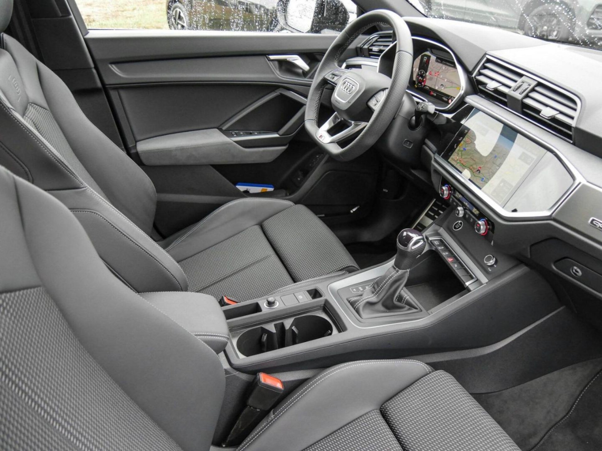 Audi Q3 Sportback S line