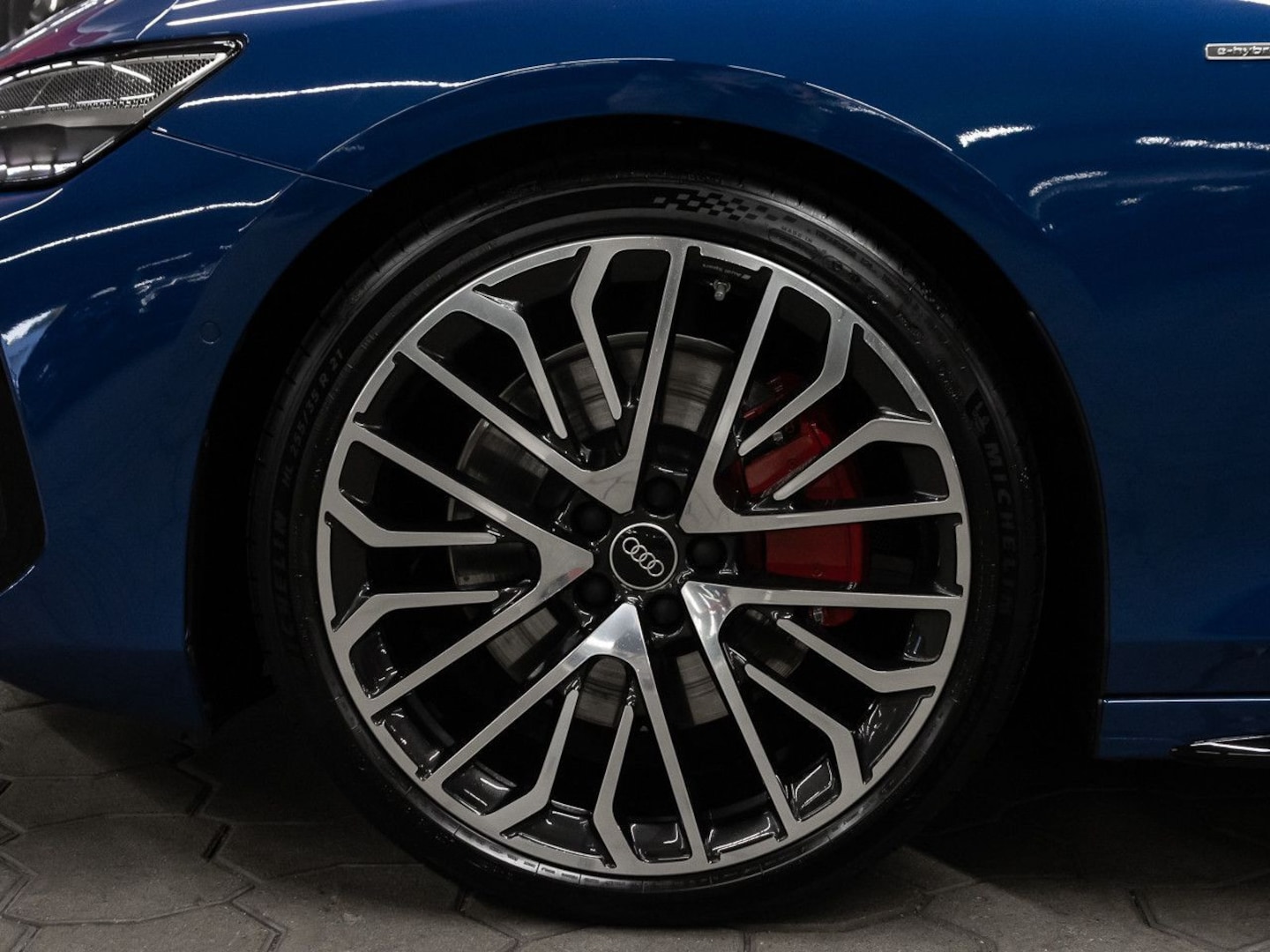 Bild über Audi A6 Avant e-hybrid e-hybrid quattro 270 kW S tronic - für weitere Informationen kontaktieren Sie den Audi Partner