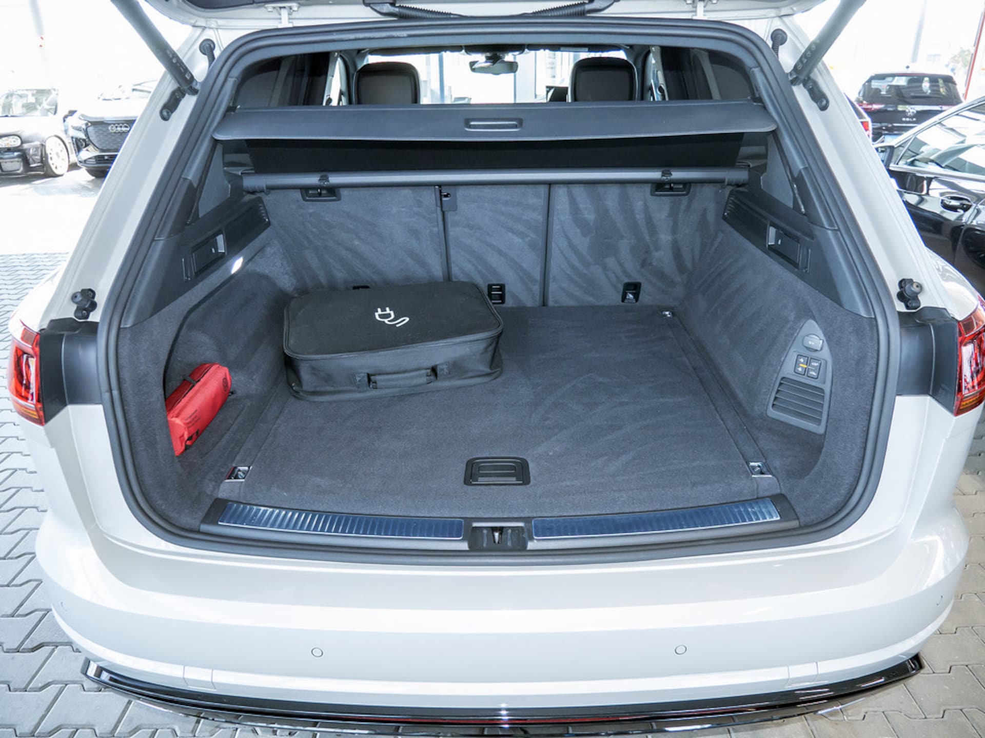 Volkswagen Touareg R