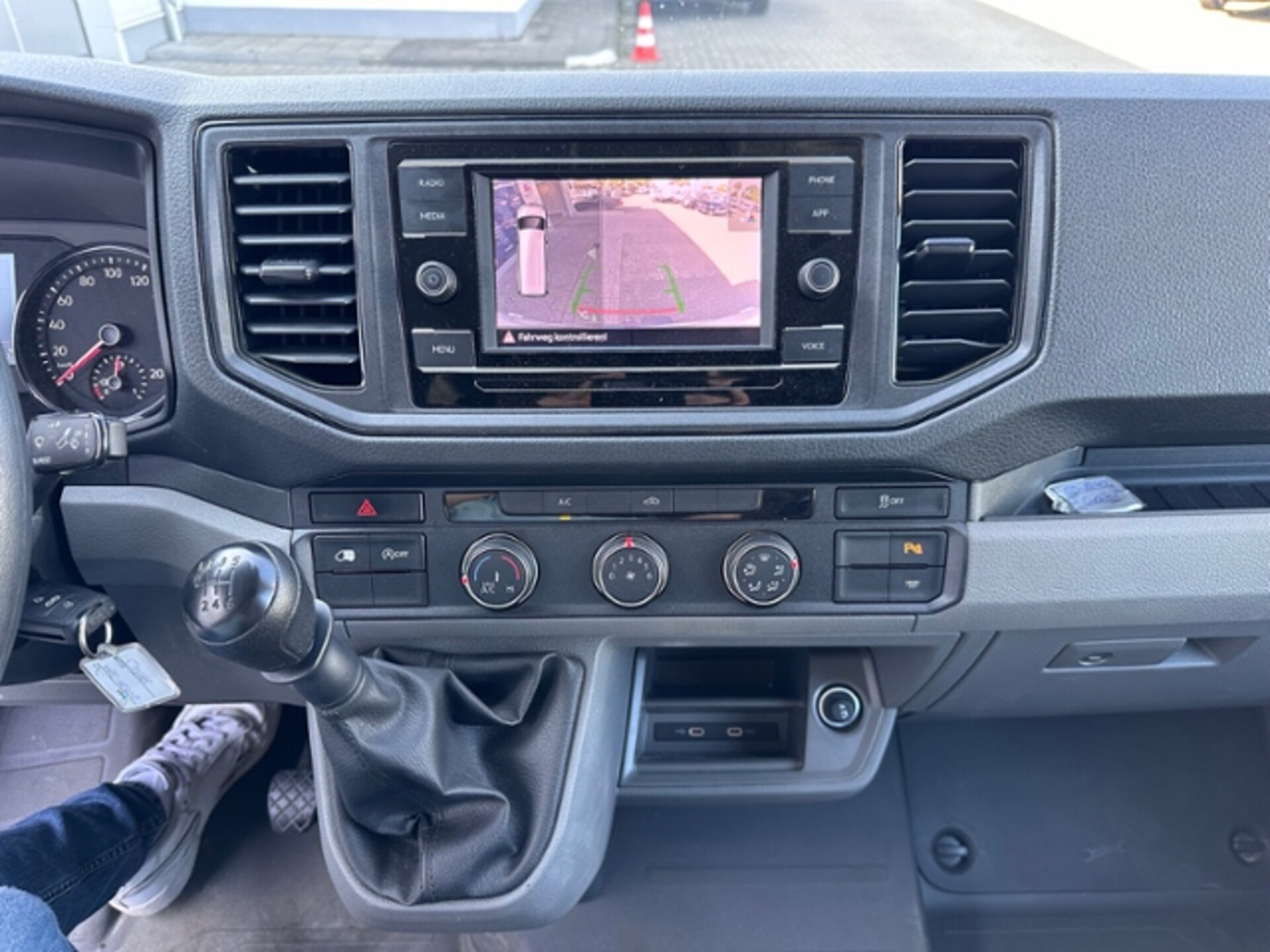 Volkswagen Crafter Kasten mittlerer Radstand