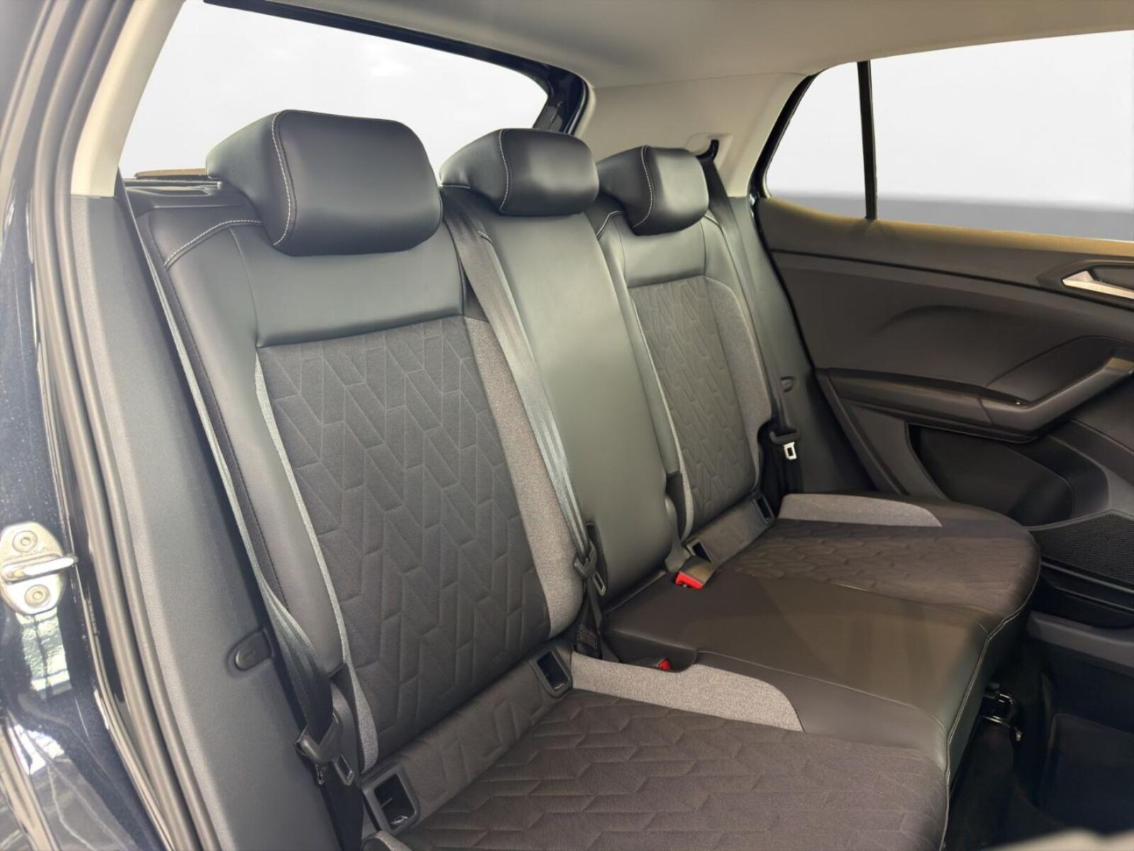 Volkswagen T-Cross – Bild 11