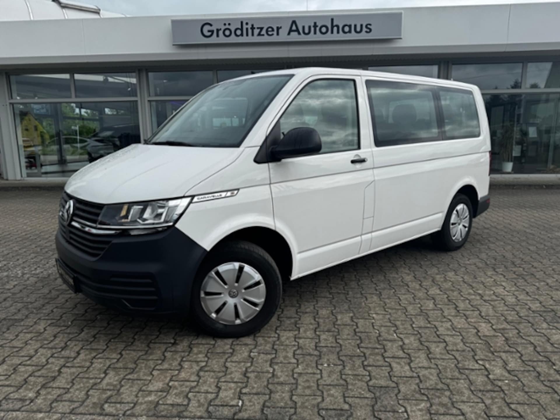 Volkswagen T6.1 Caravelle kurzer Radstand Trendline