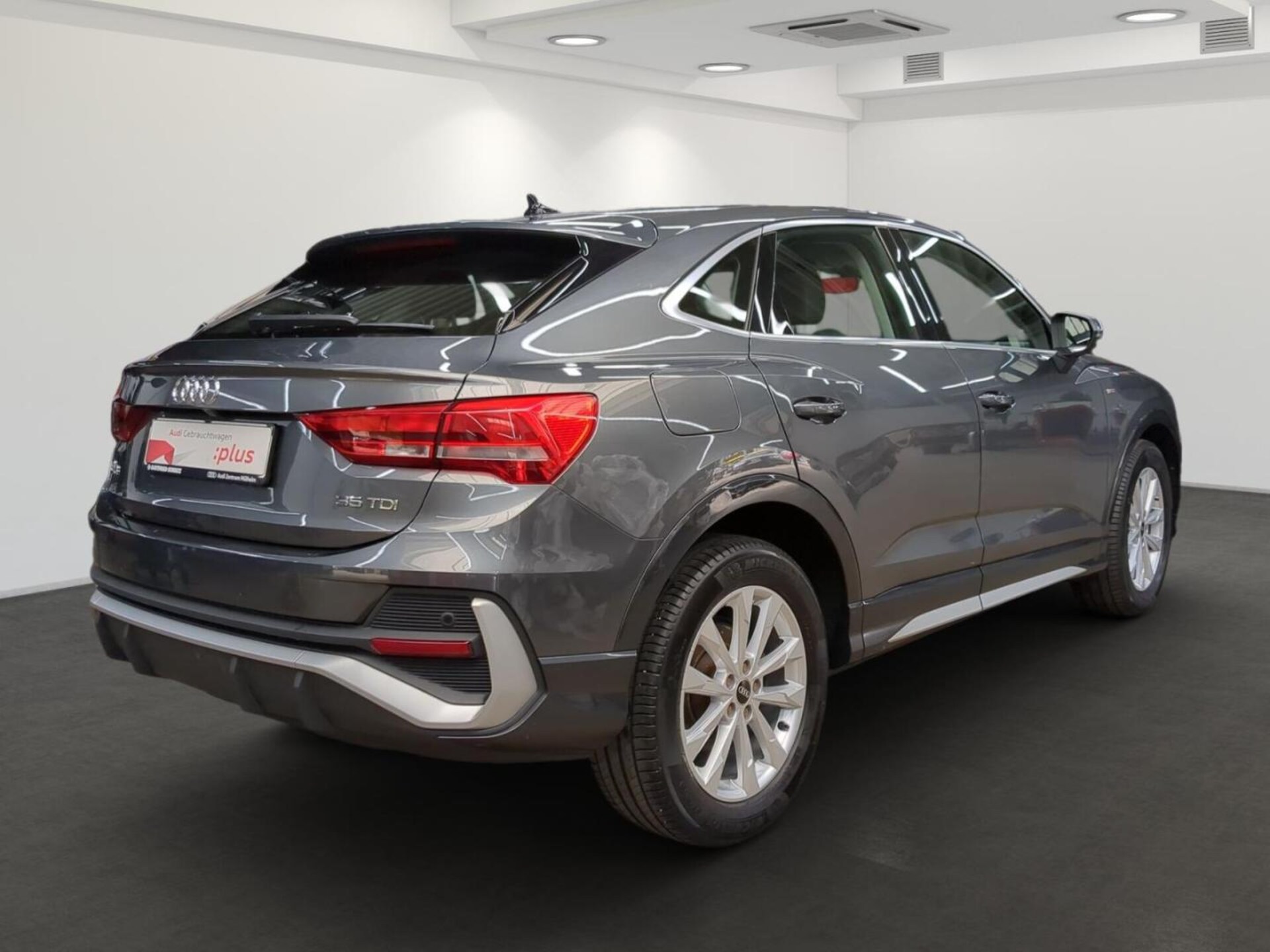 Audi Q3 Sportback S line