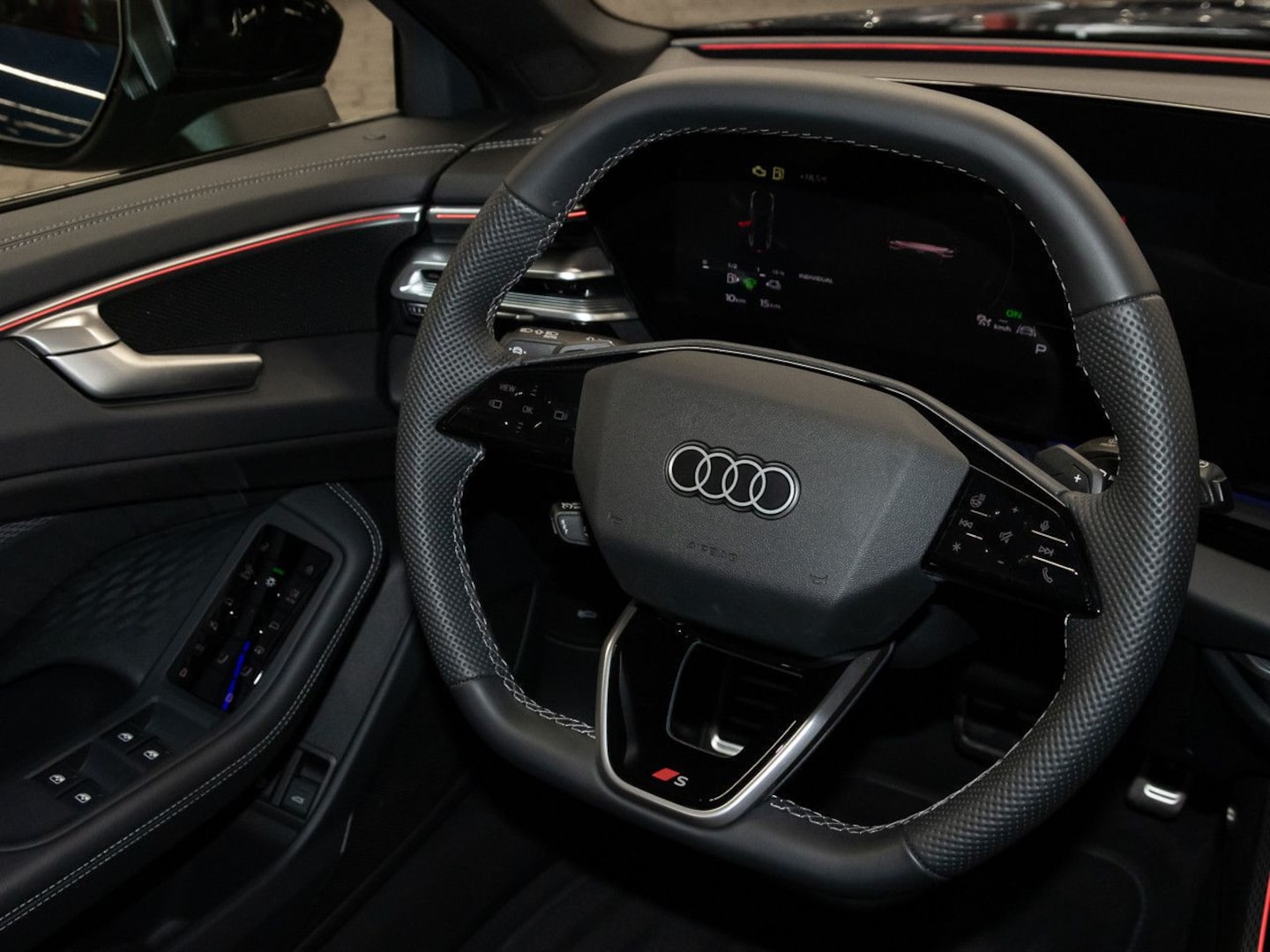 Bild über Audi A6 Avant e-hybrid e-hybrid quattro 270 kW S tronic - für weitere Informationen kontaktieren Sie den Audi Partner