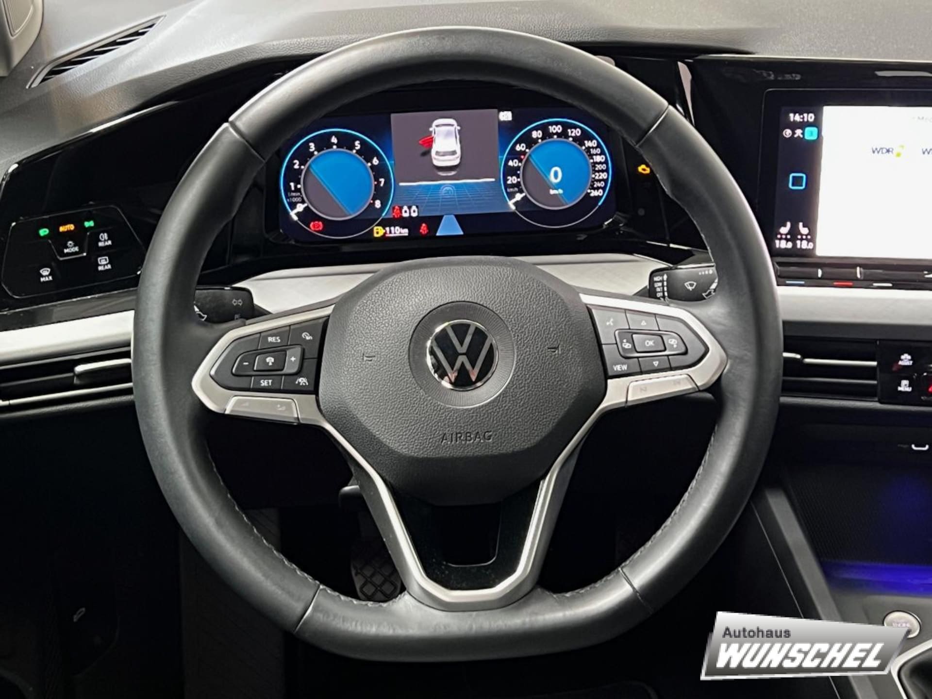 Volkswagen Golf Life