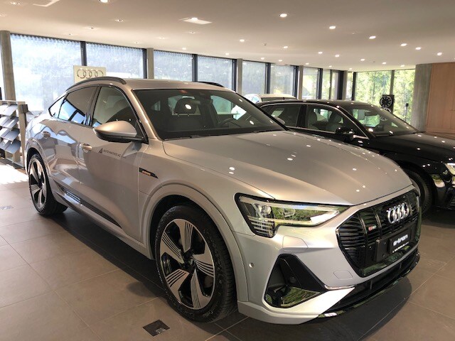 Immagine di Audi e-tron Sportback Attraction S line 50 quattro 230,00 kW - for more details contact your dealer