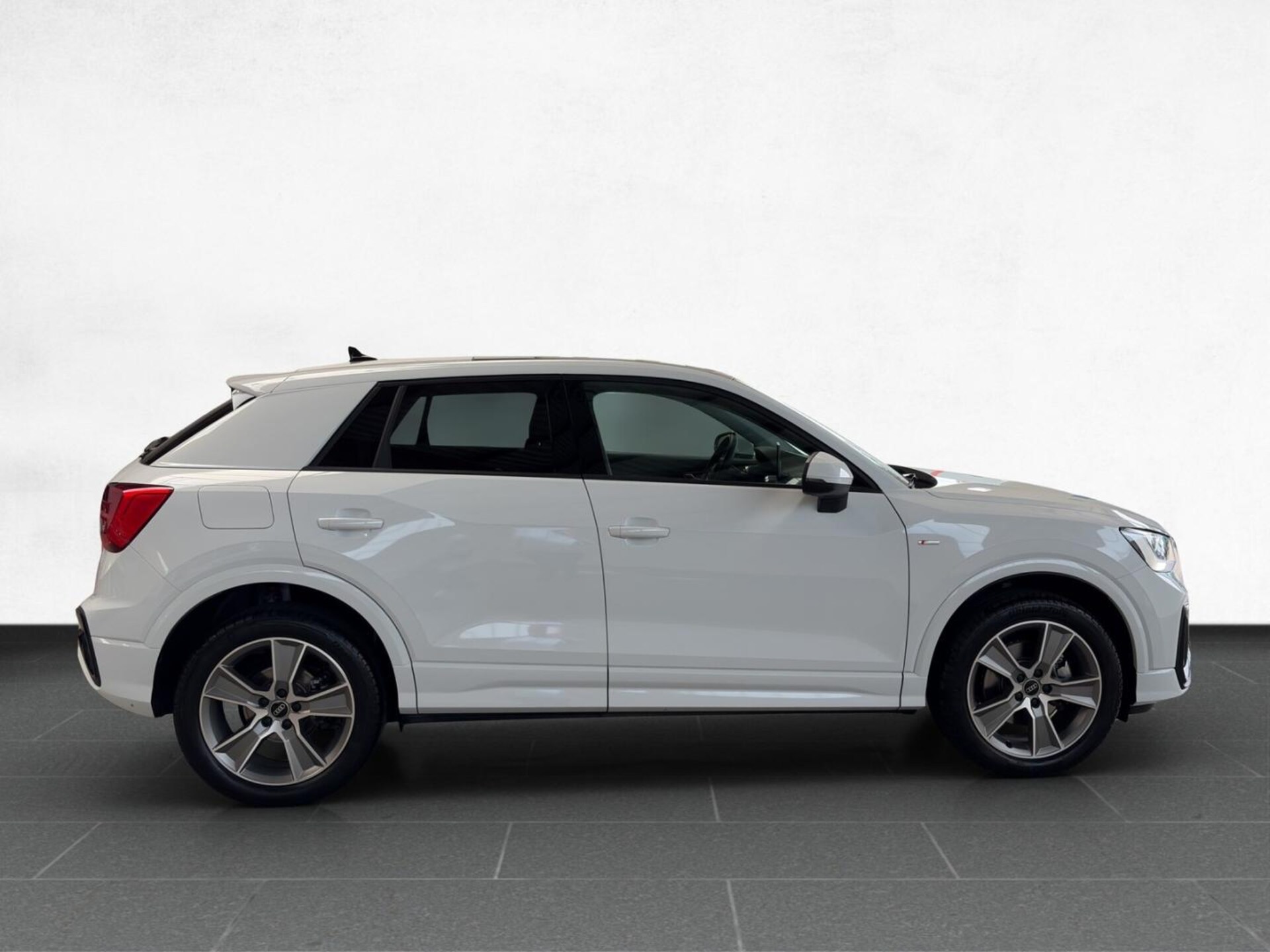 Audi Q2 S line
