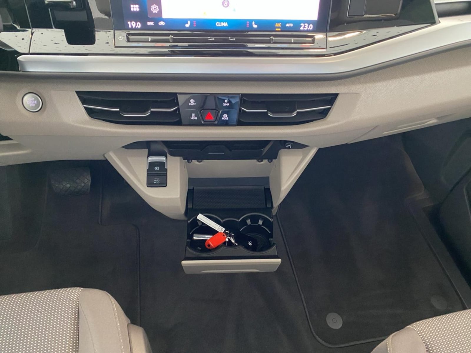 Volkswagen Multivan – Bild 14