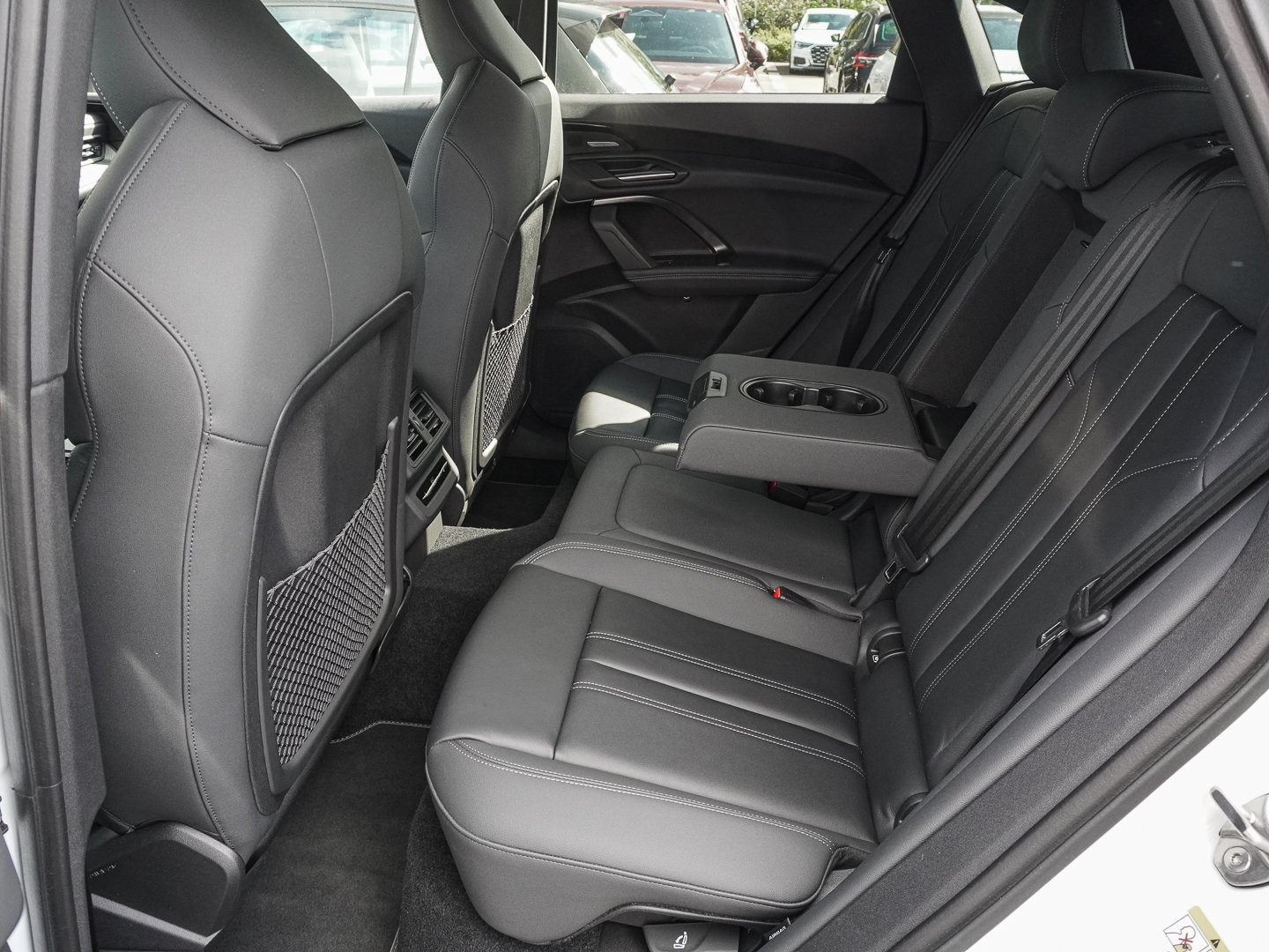 Bild über Audi Q5 Sportback TDI quattro 150 kW S tronic - für weitere Informationen kontaktieren Sie den Audi Partner