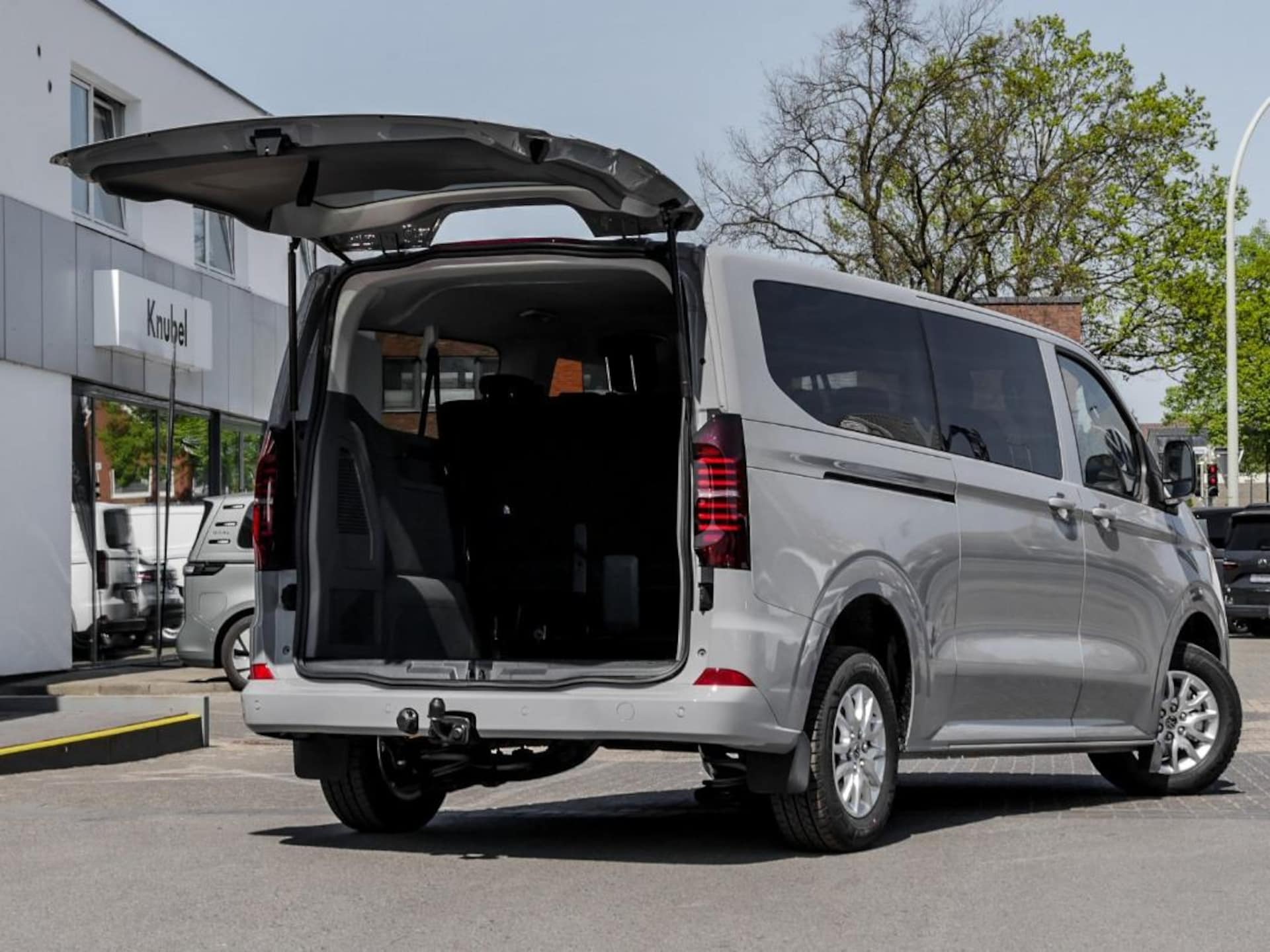 Volkswagen Caravelle langer Radstand Life