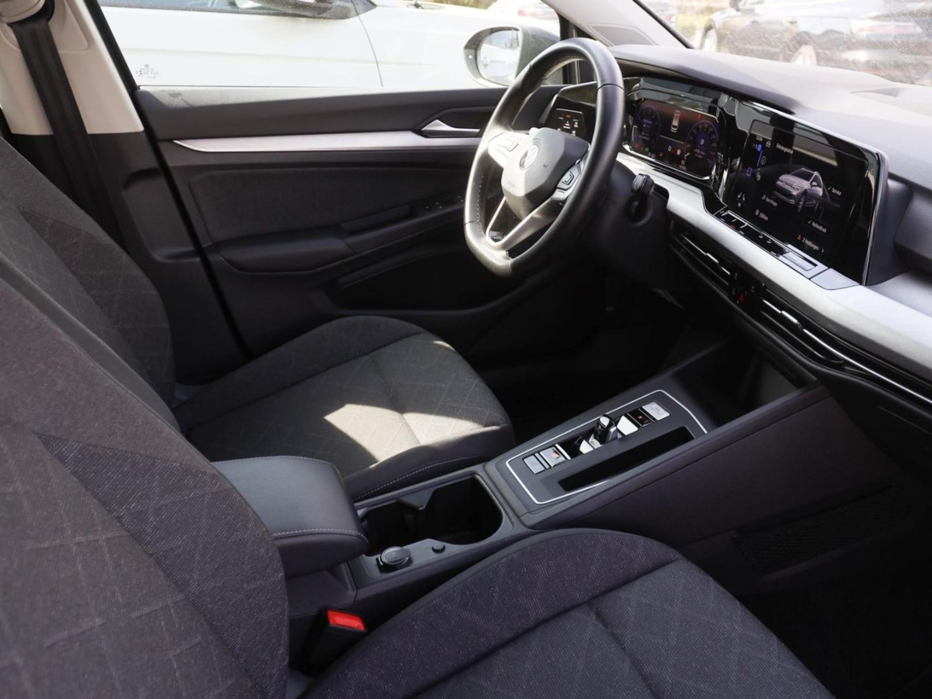 Volkswagen Golf Variant Life
