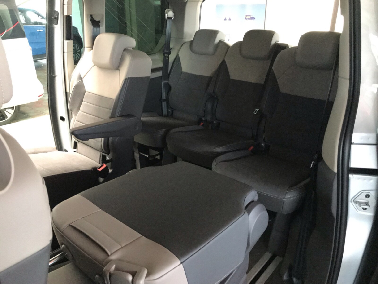 Volkswagen Multivan – Bild 12