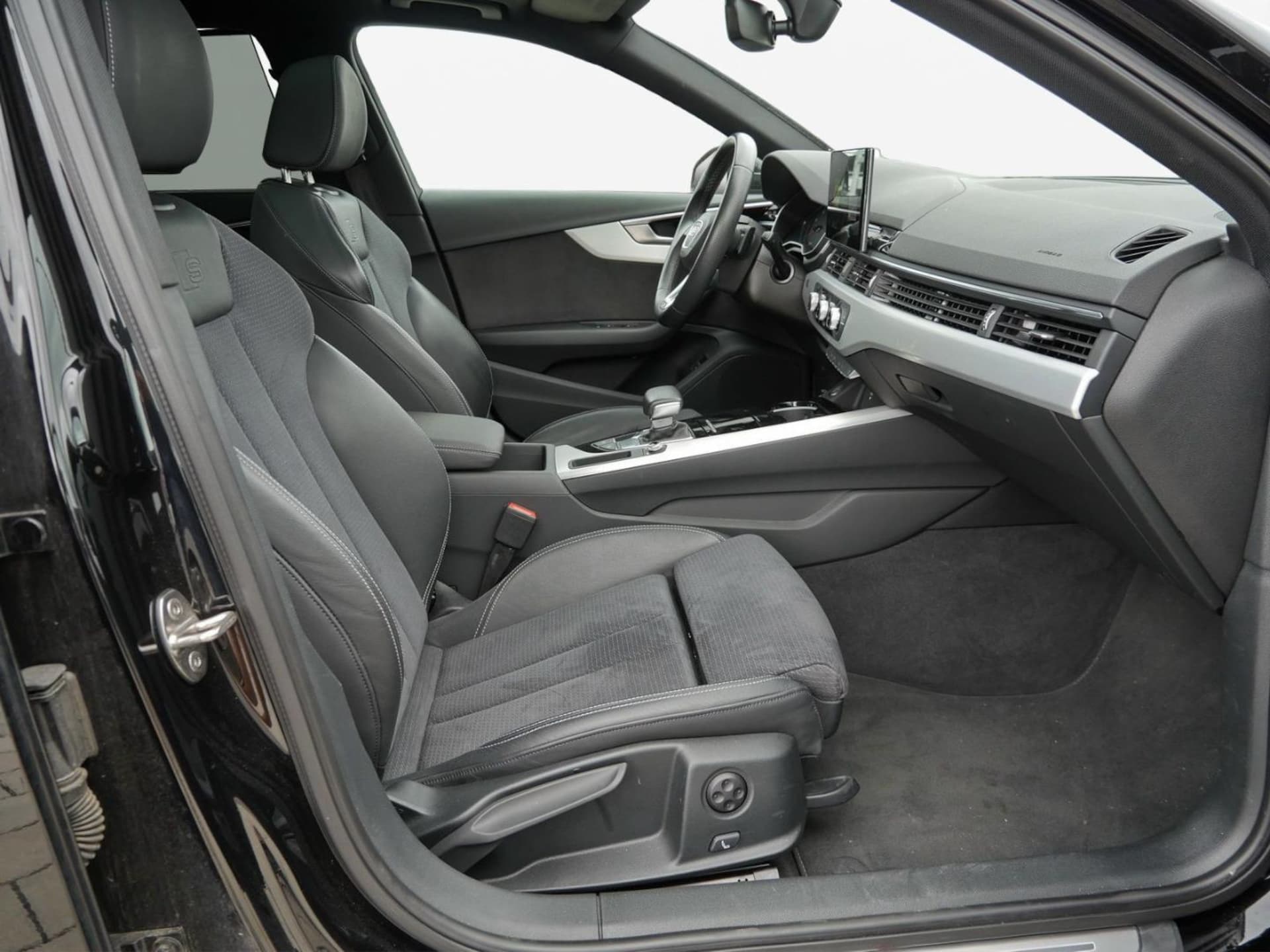 Audi A4 Avant Advanced