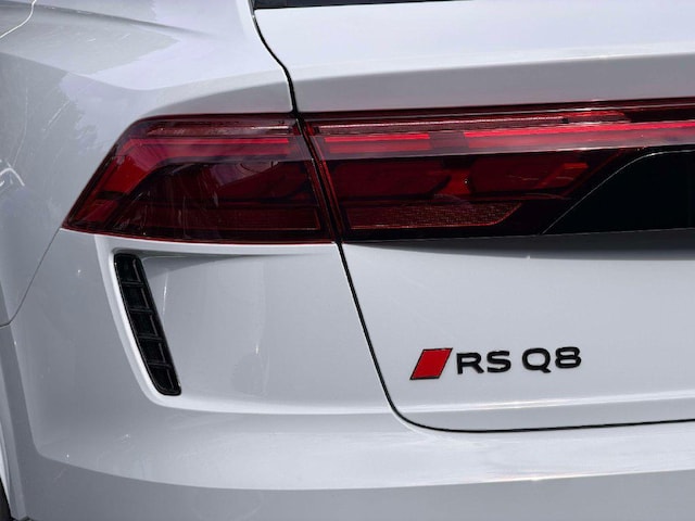 2026 Audi RS Q8 Base - Photo 22