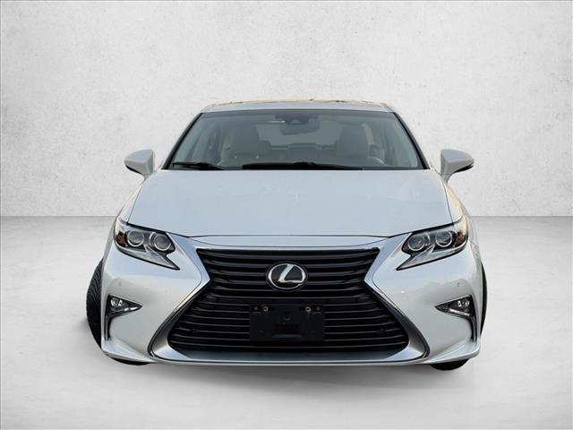 2017 LEXUS ES - Image 2