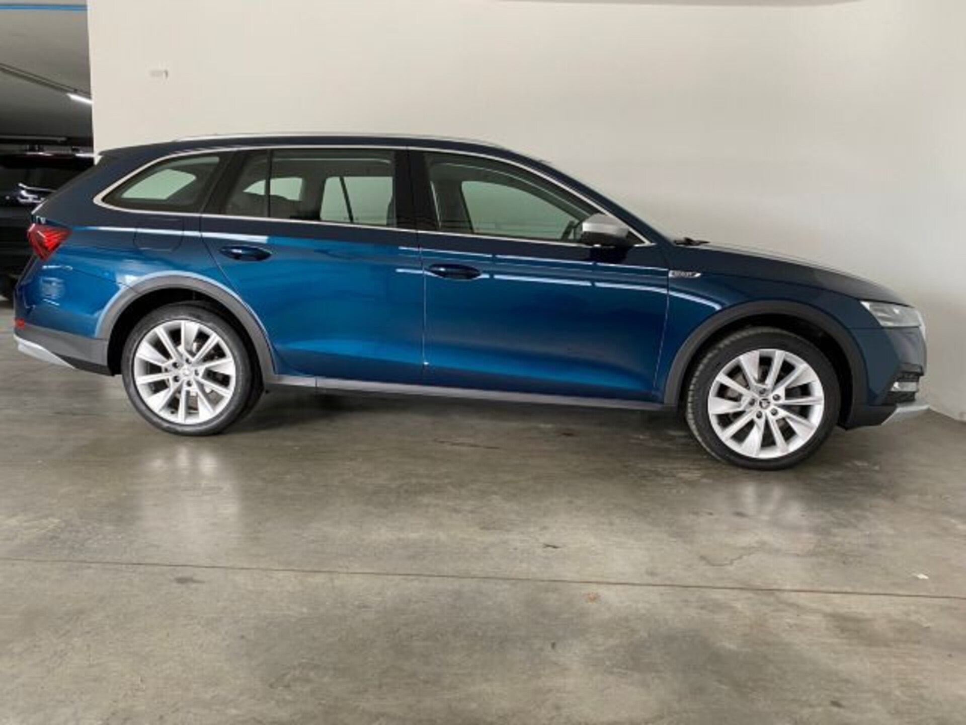 Skoda Octavia Combi SCOUT