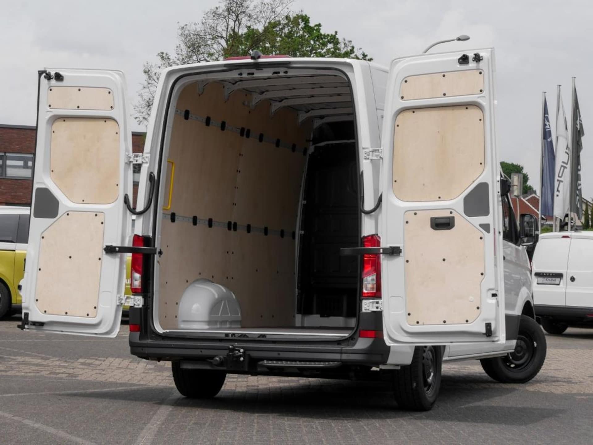Volkswagen Crafter Kasten mittlerer Radstand