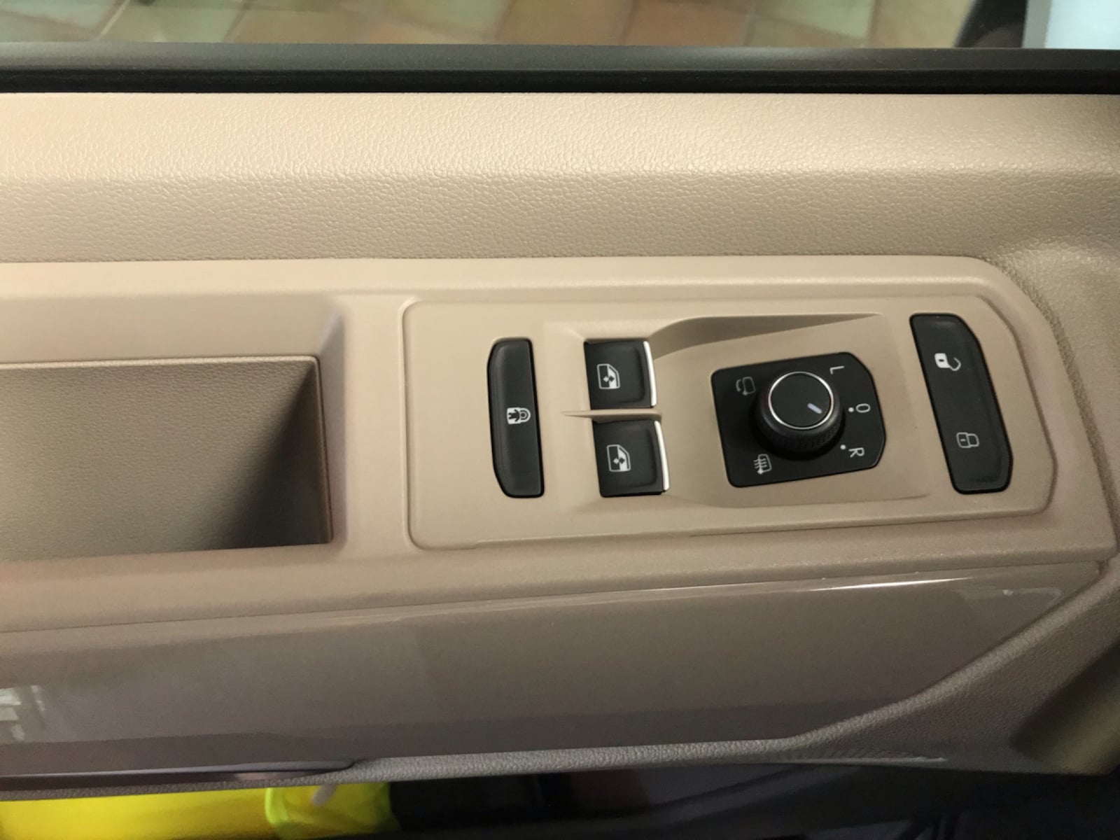 Volkswagen Multivan – Bild 13