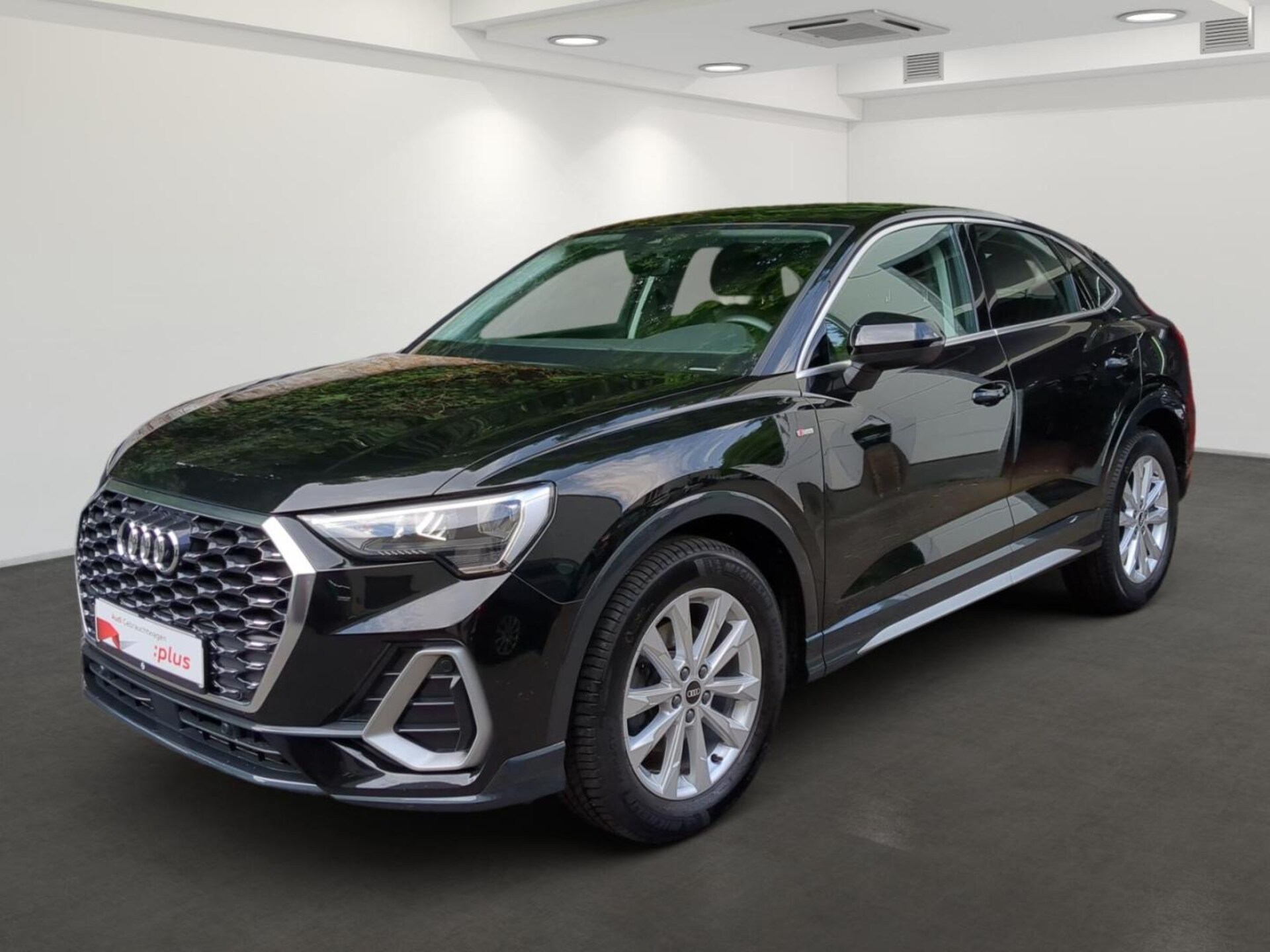 Audi Q3 Sportback S line