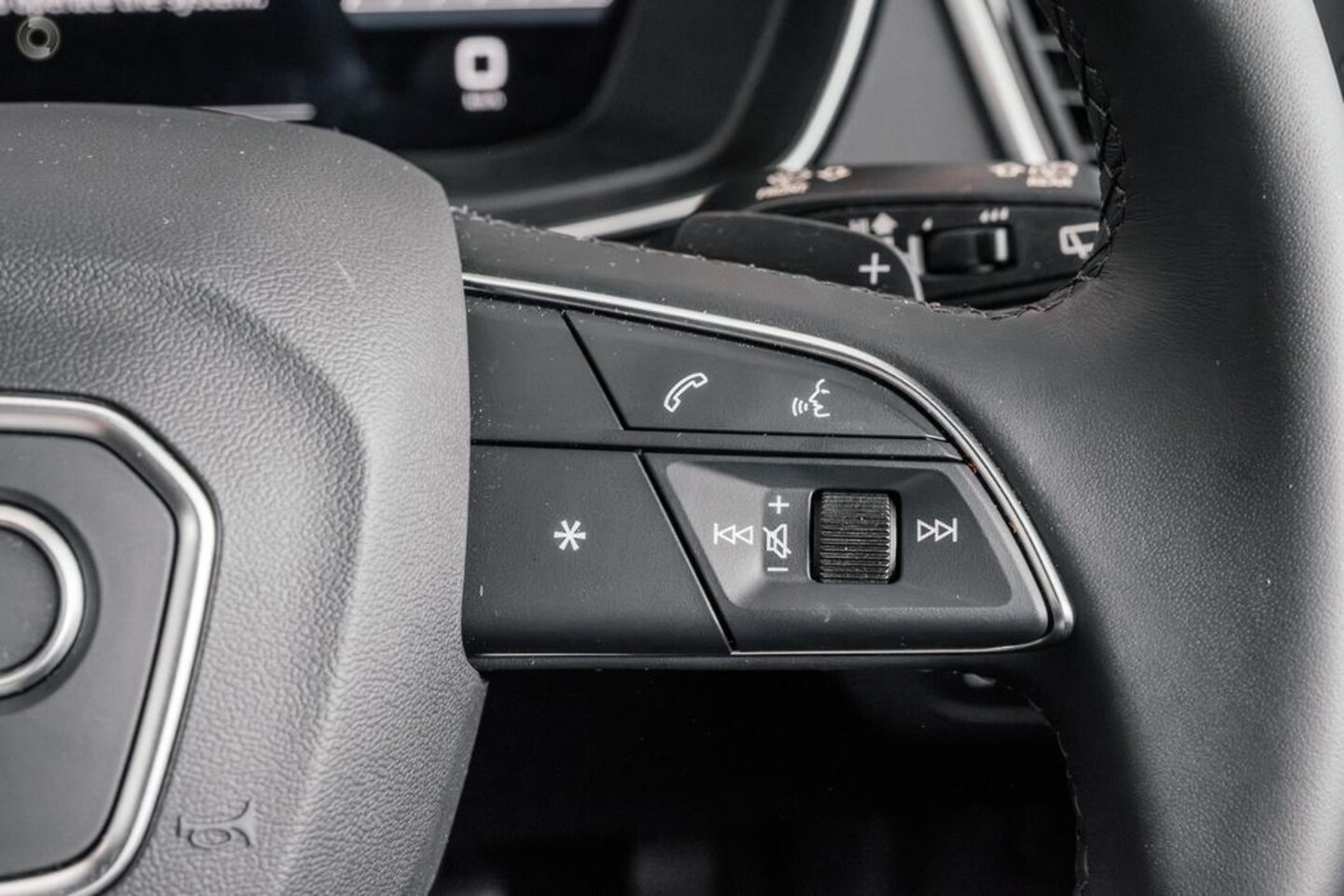 Image about Audi Q5 Sportback 40 TDI quattro S tronic