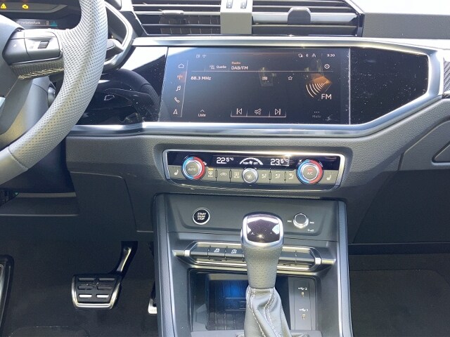 Image about Audi Q3 S line 45 TFSI quattro S tronic