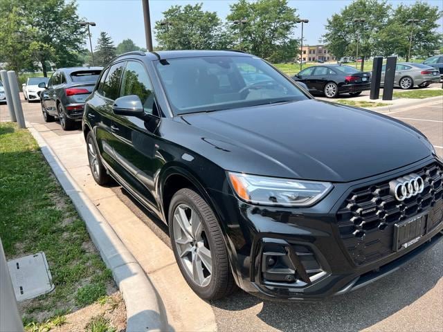 Used 2025 Audi Q5 Premium with VIN WA1GAAFY9S2029321 for sale in Maplewood, Minnesota