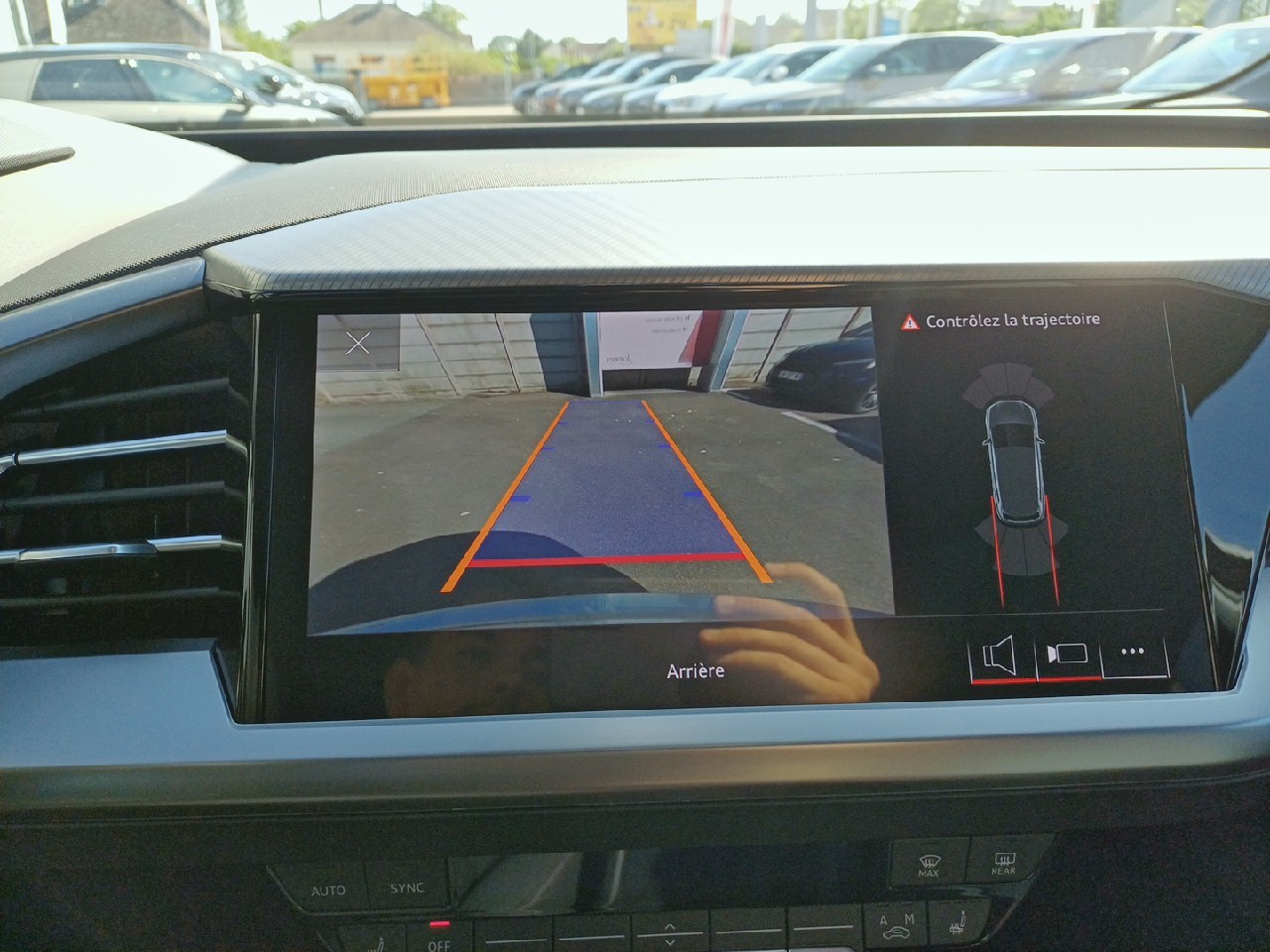 Image about Audi Q4 e-tron Executive 45 e-tron quattro 195,00 kW