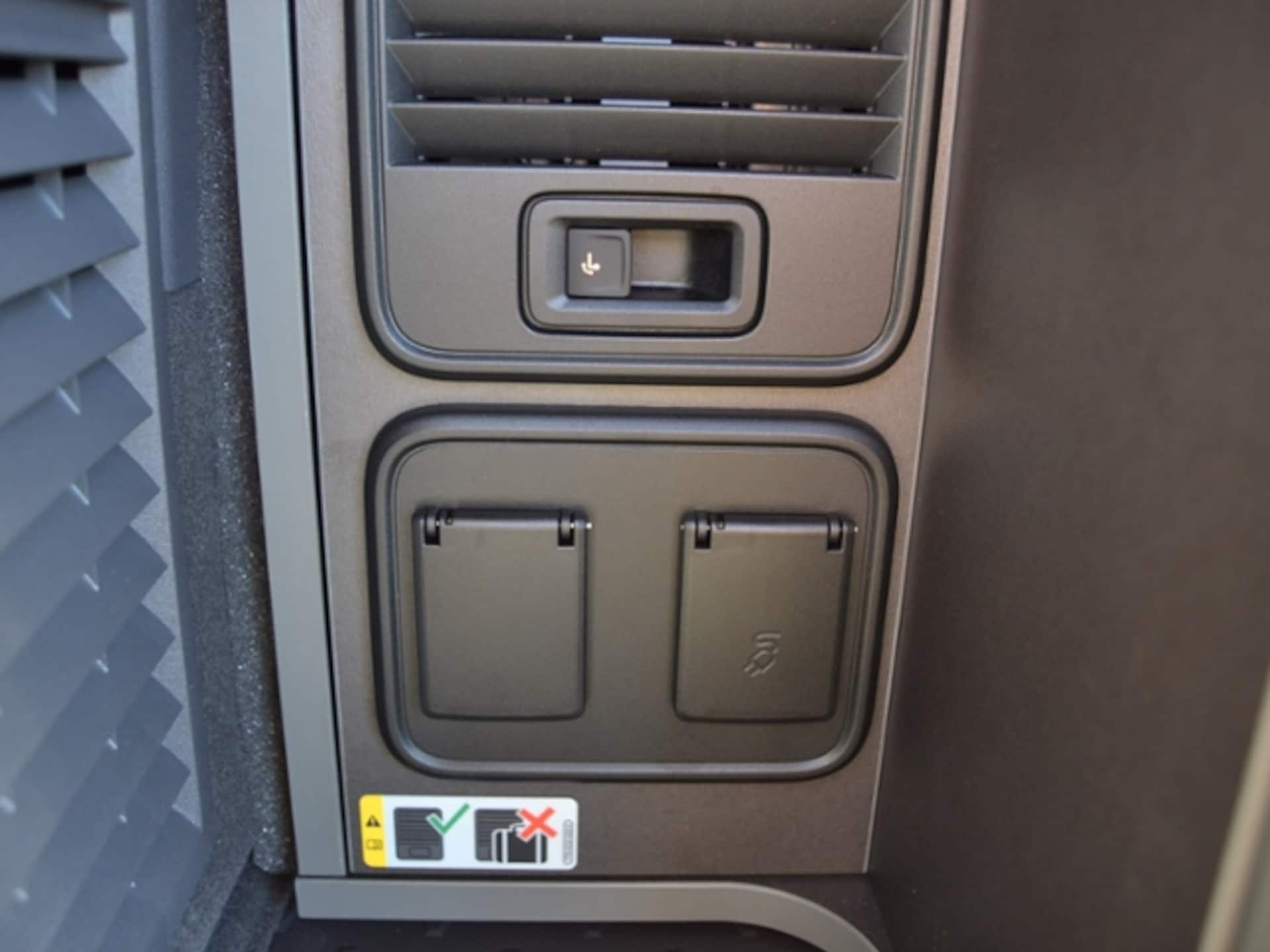 Volkswagen California Beach Camper