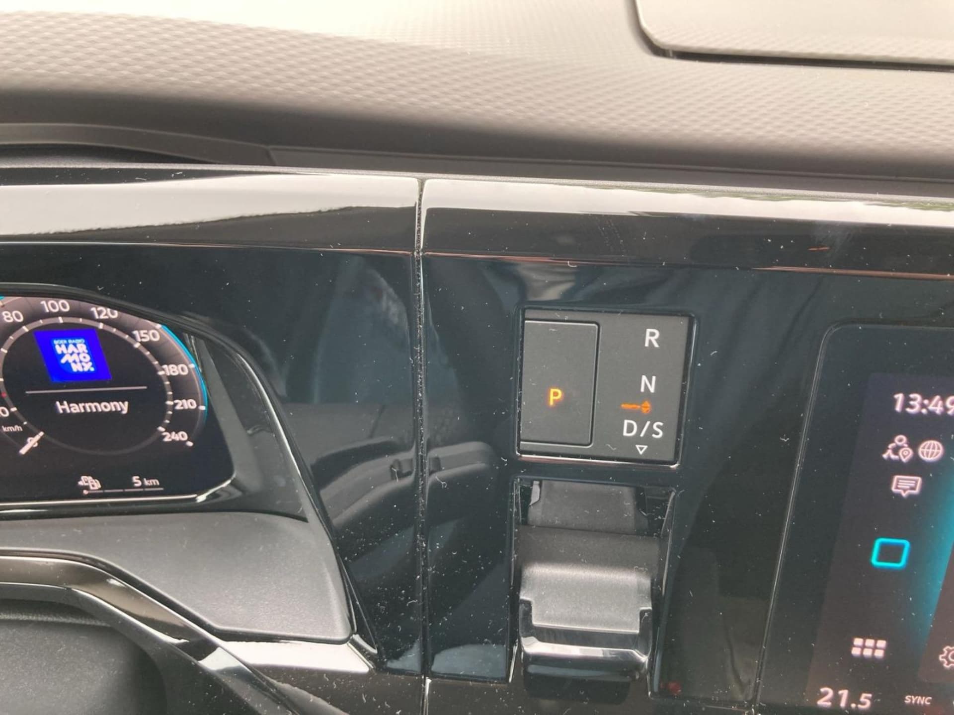 Volkswagen Multivan Langversion Basis-Modell