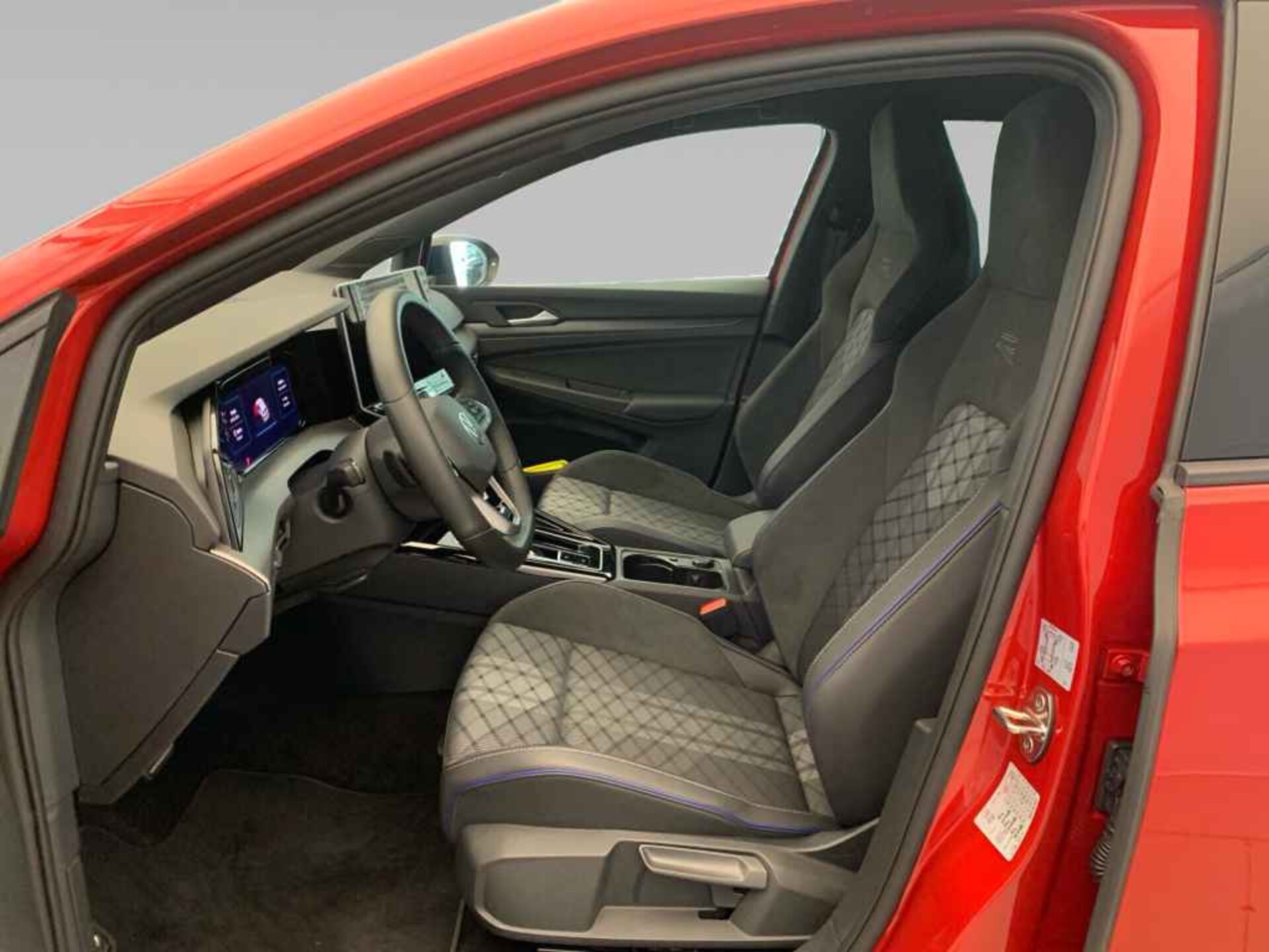 Volkswagen Golf R-Line