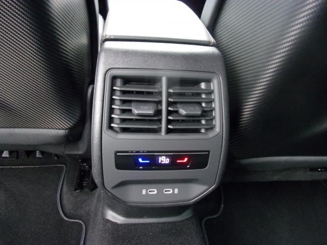 Bild des Autos 24