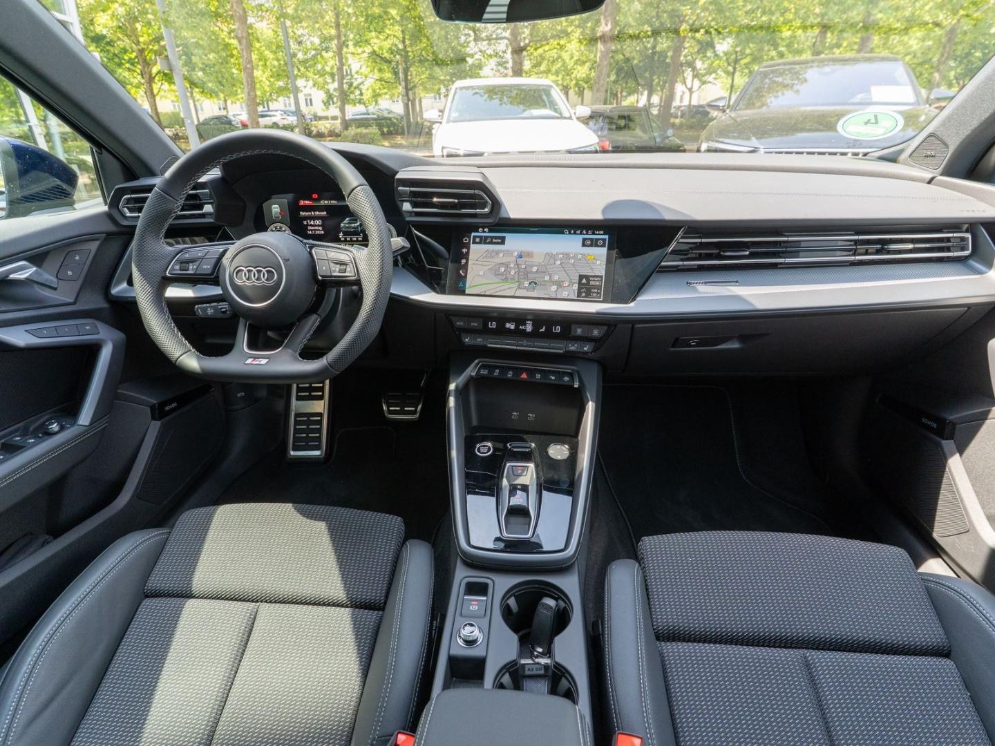 Bild über Audi A3 Sportback S line 35 TFSI S tronic - für weitere Informationen kontaktieren Sie den Audi Partner