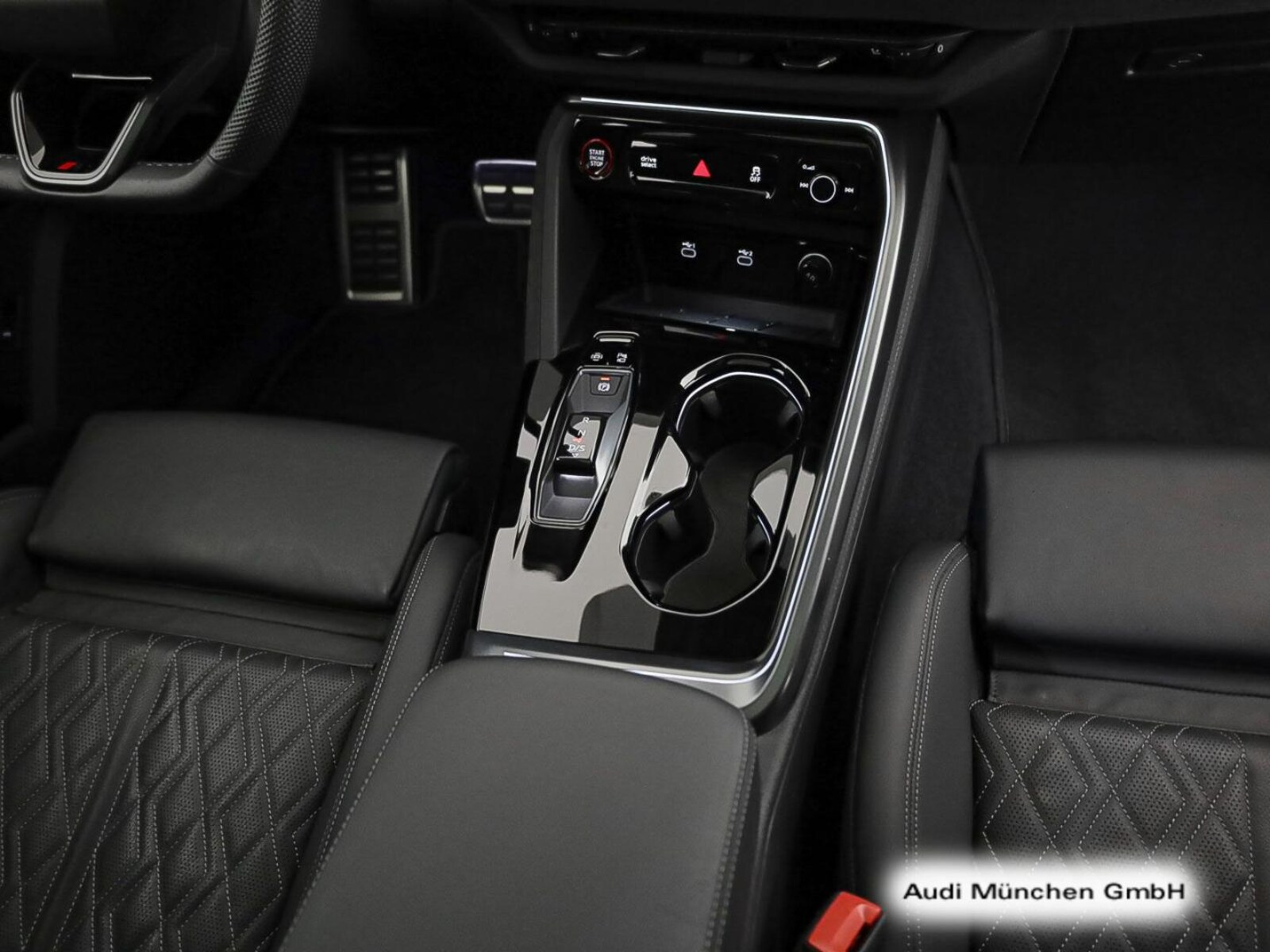 Audi SQ5 – Bild 13